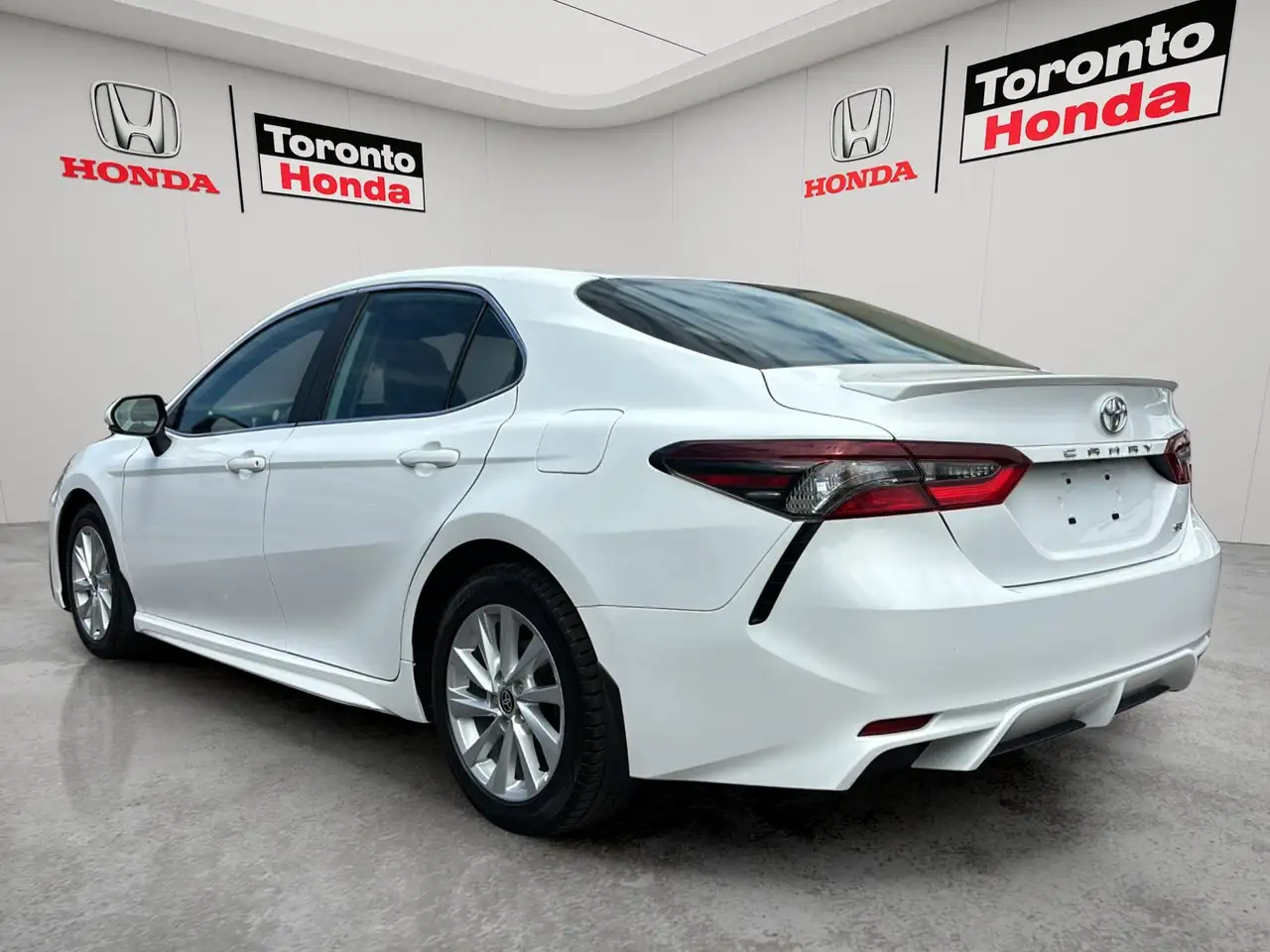 Toyota Camry photo Toyota Camry