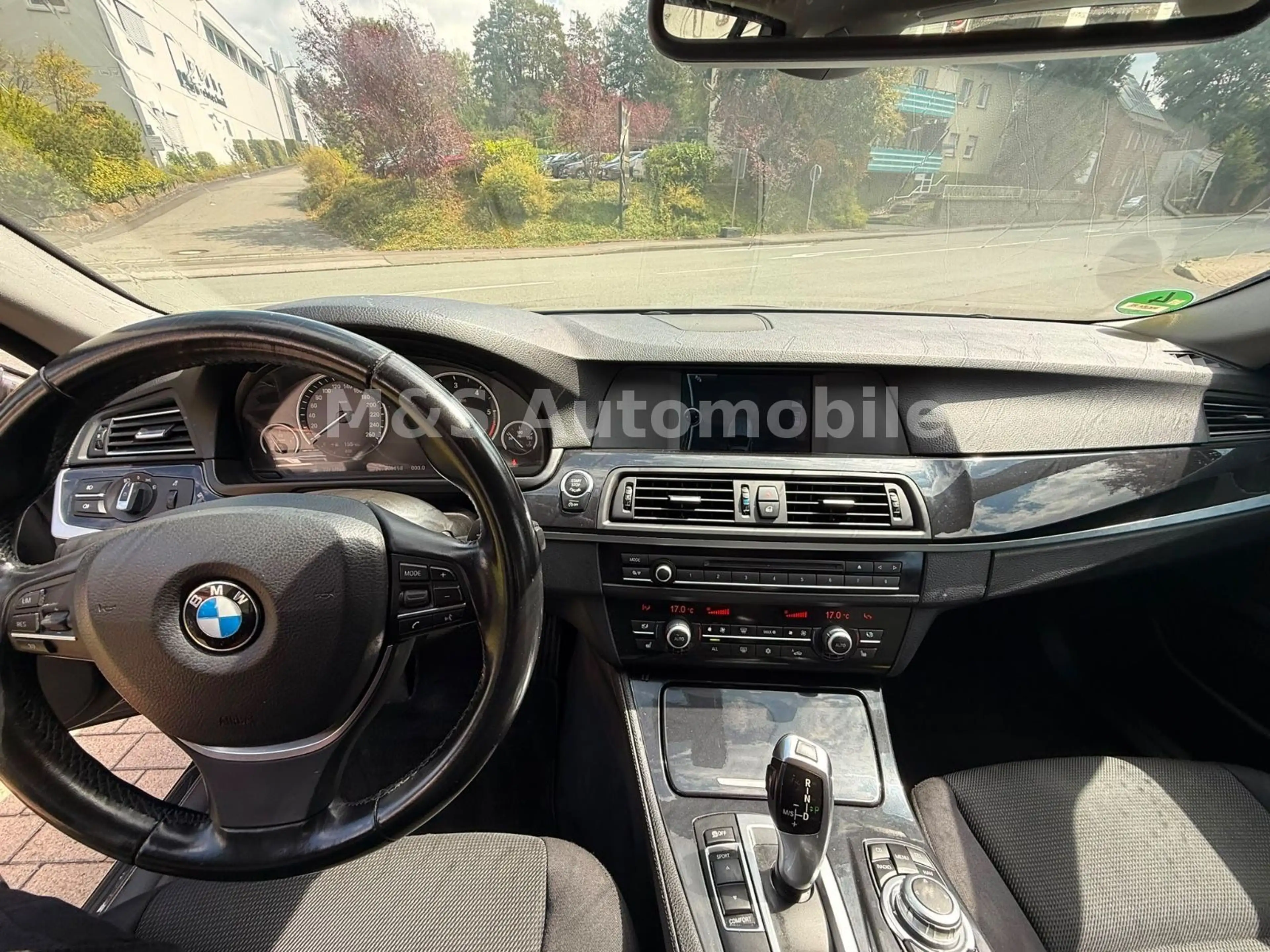 BMW 530 Touring 530 d  AUTOMATIK,NAVI,SHZ,PDC,TÜV — photo 12