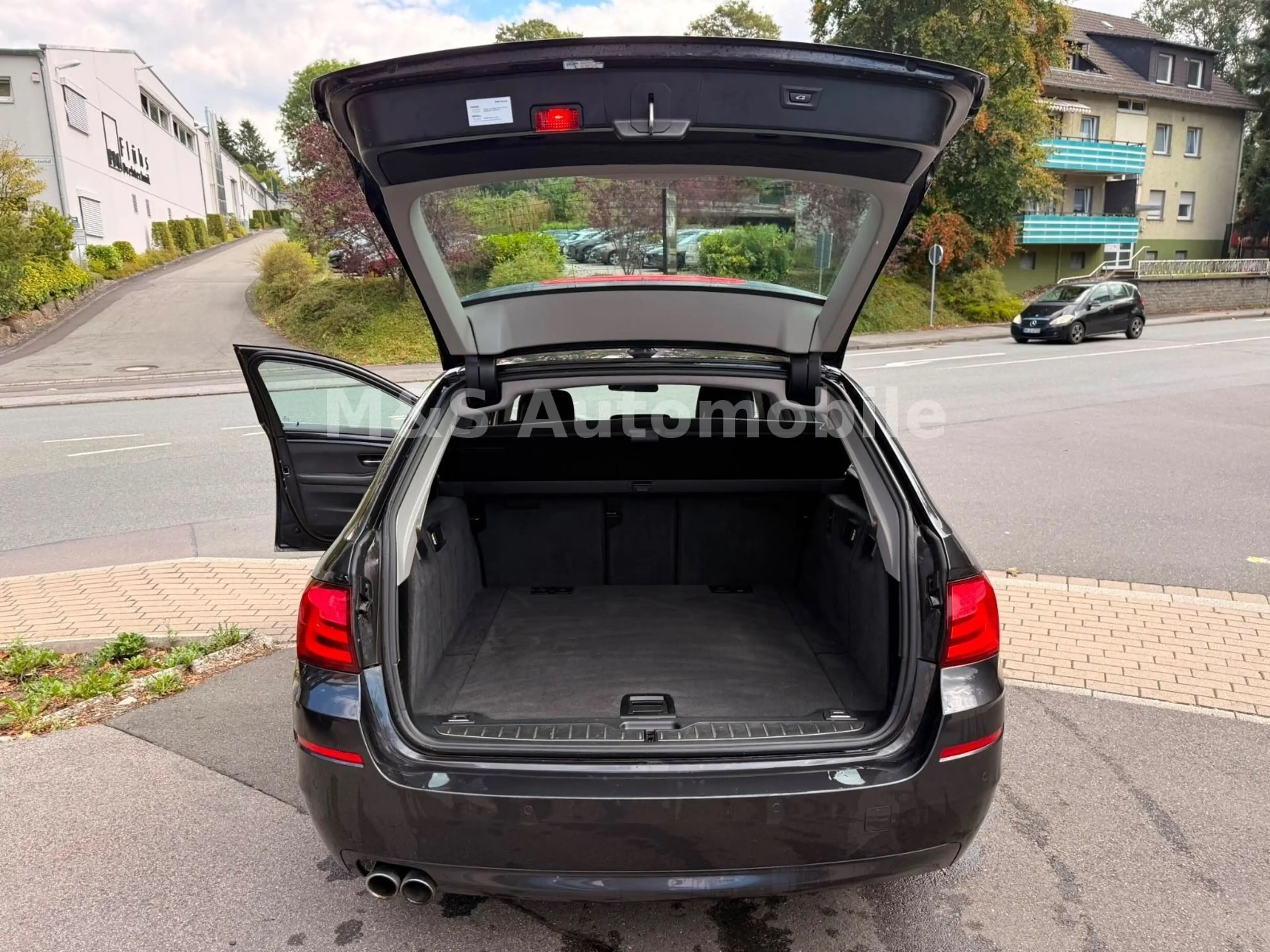 BMW 530 Touring 530 d  AUTOMATIK,NAVI,SHZ,PDC,TÜV — photo 19
