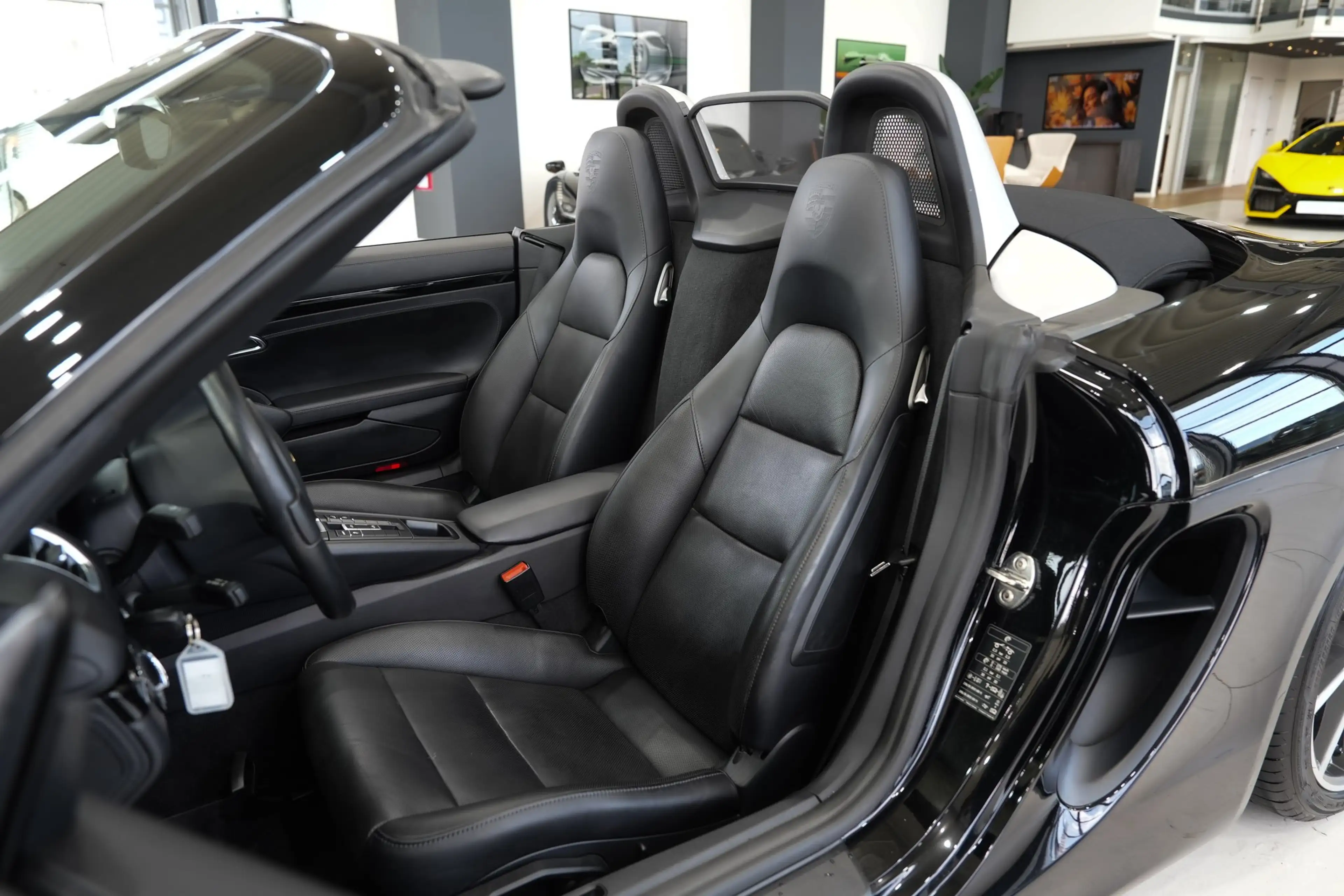 Porsche Boxster Black Edition*6-GANG*SOUND-PACKAGE+*PDLS — photo 11