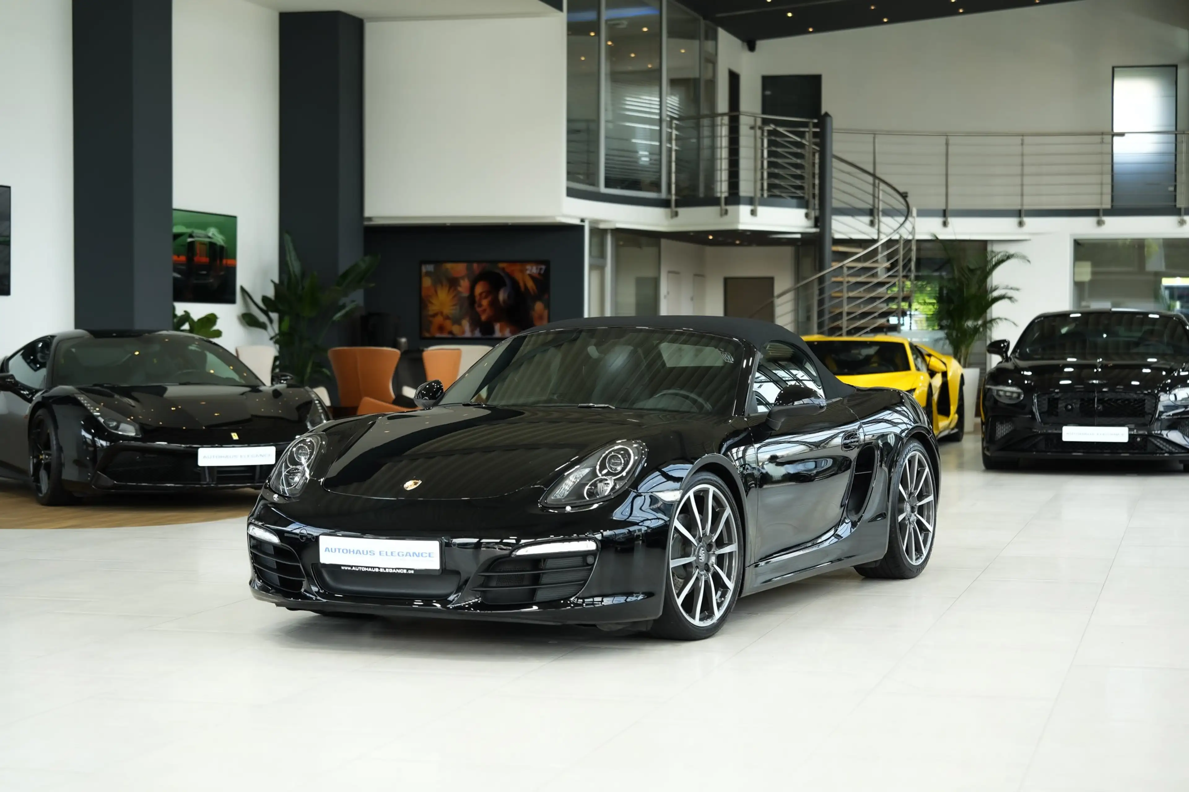 Porsche Boxster Black Edition*6-GANG*SOUND-PACKAGE+*PDLS