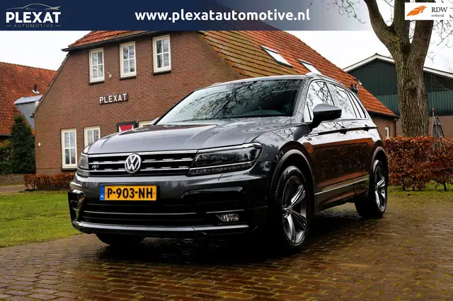 Volkswagen Tiguan 2.0 TDI 4Motion Highline Aut. | 3x R-line | Panora