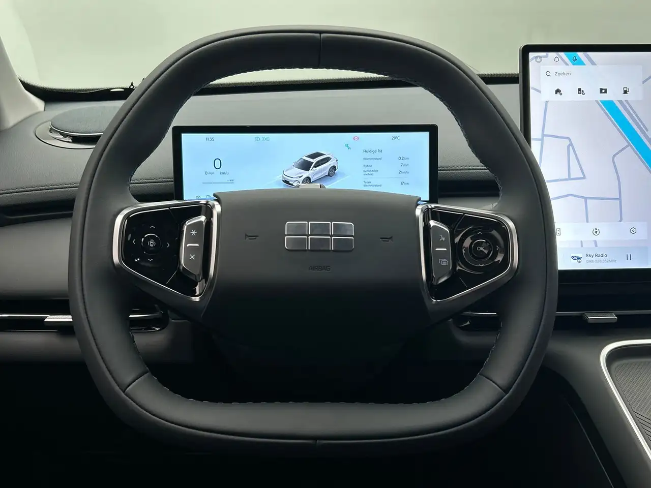 Geely Starray EM-i 2026 — фото 35