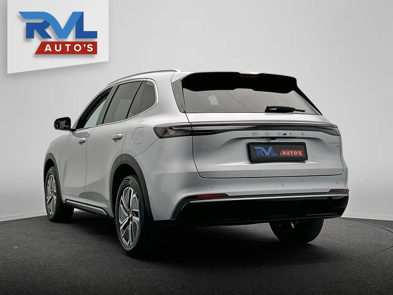 Geely Starray EM-i 2026