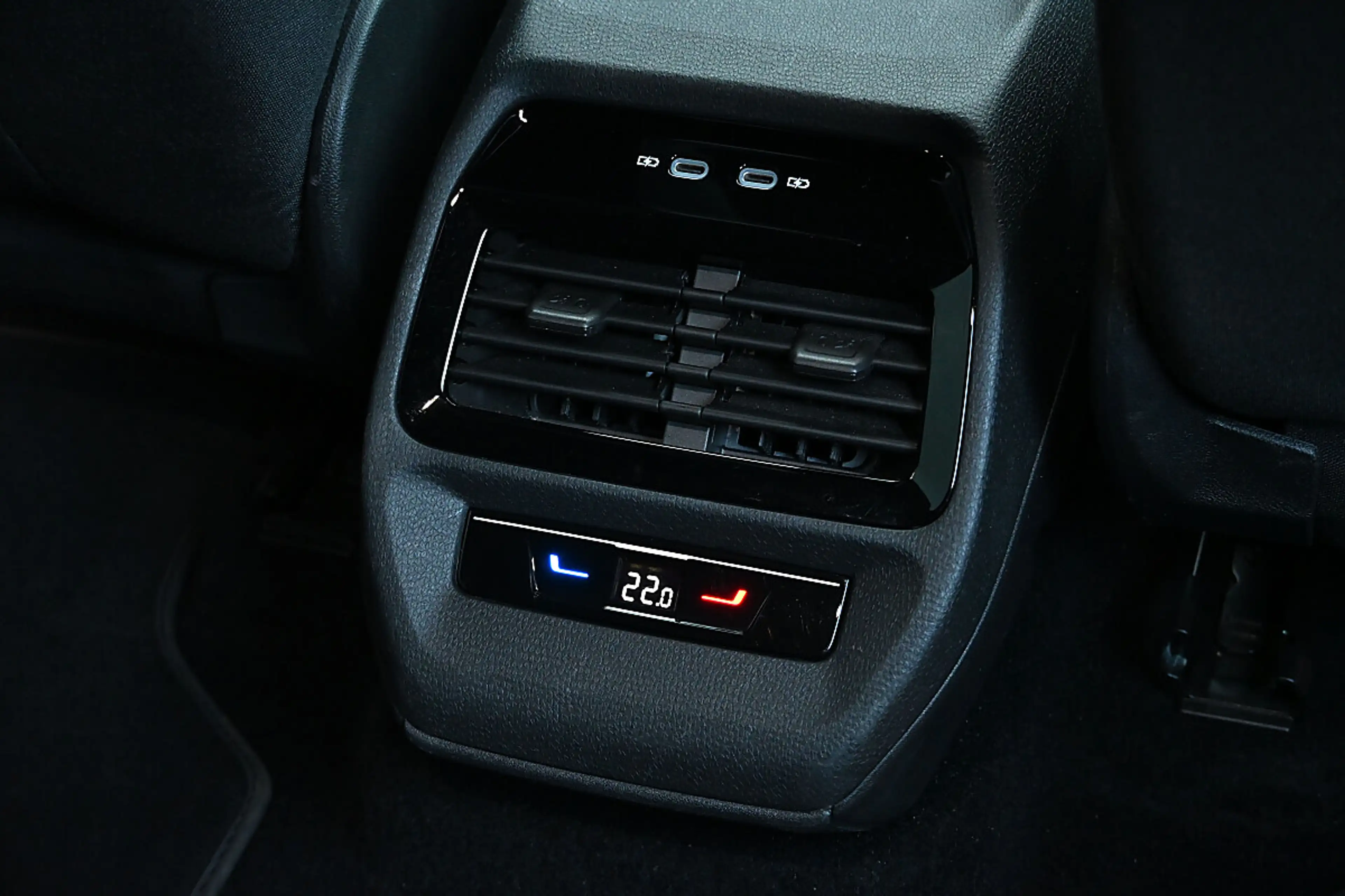 Volkswagen ID.4 ID. 4 GTX / 77kWh 21" ACC, iQMatrixLED, Navi, W... — photo 9