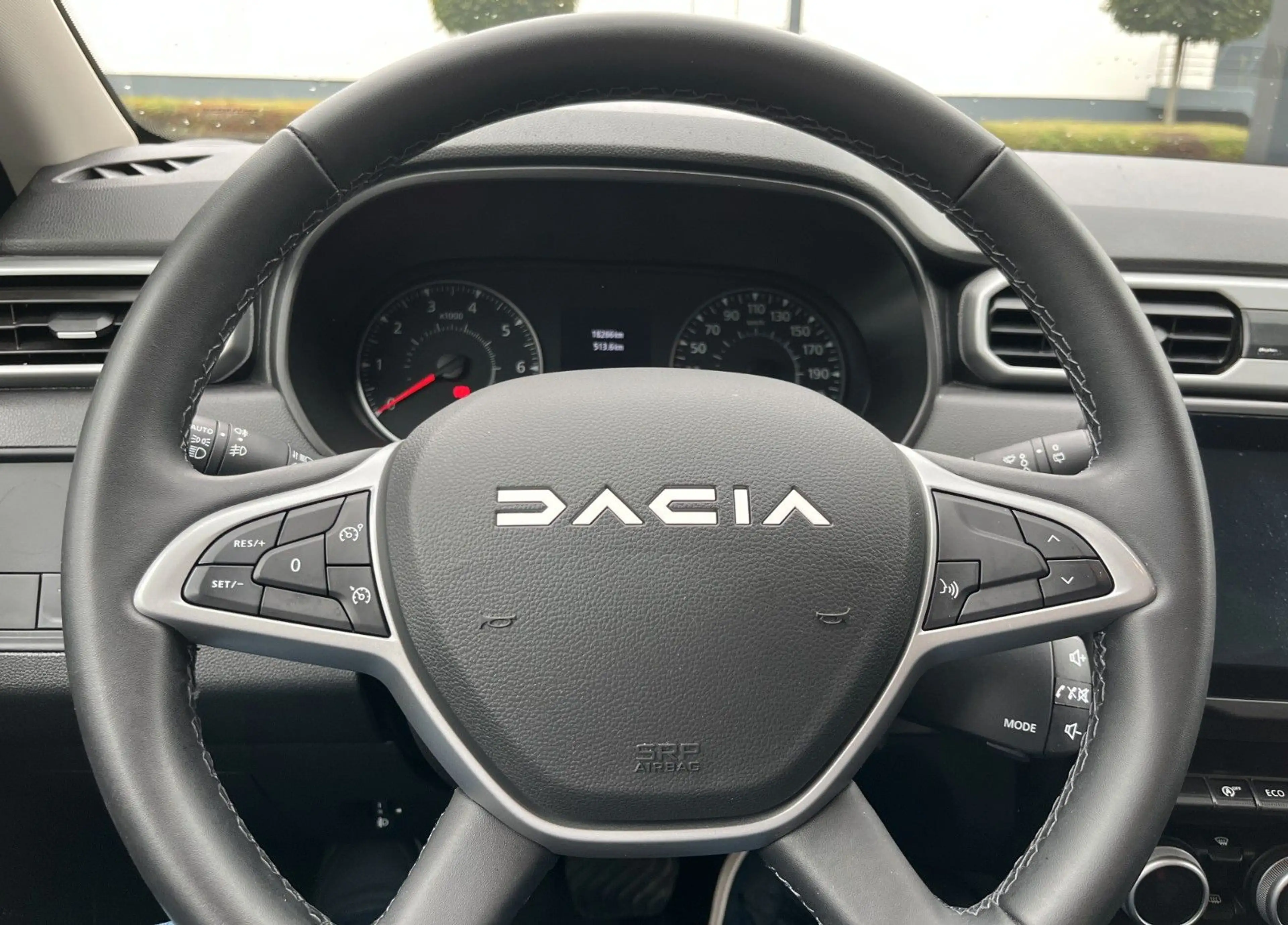 Dacia Duster Prestige Tce 150 DSG-6Gg 360° SHZ EPH uvm — photo 13