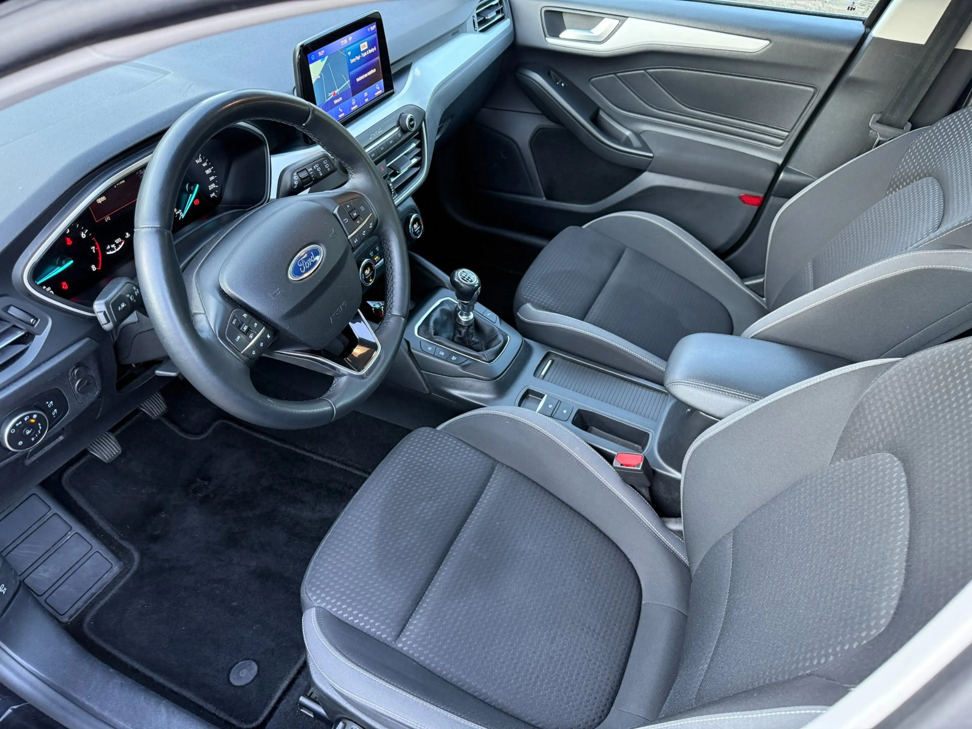 Ford Focus Wagon 1.0 T Trend Edition Business ECC NAVI APPLE — photo 9