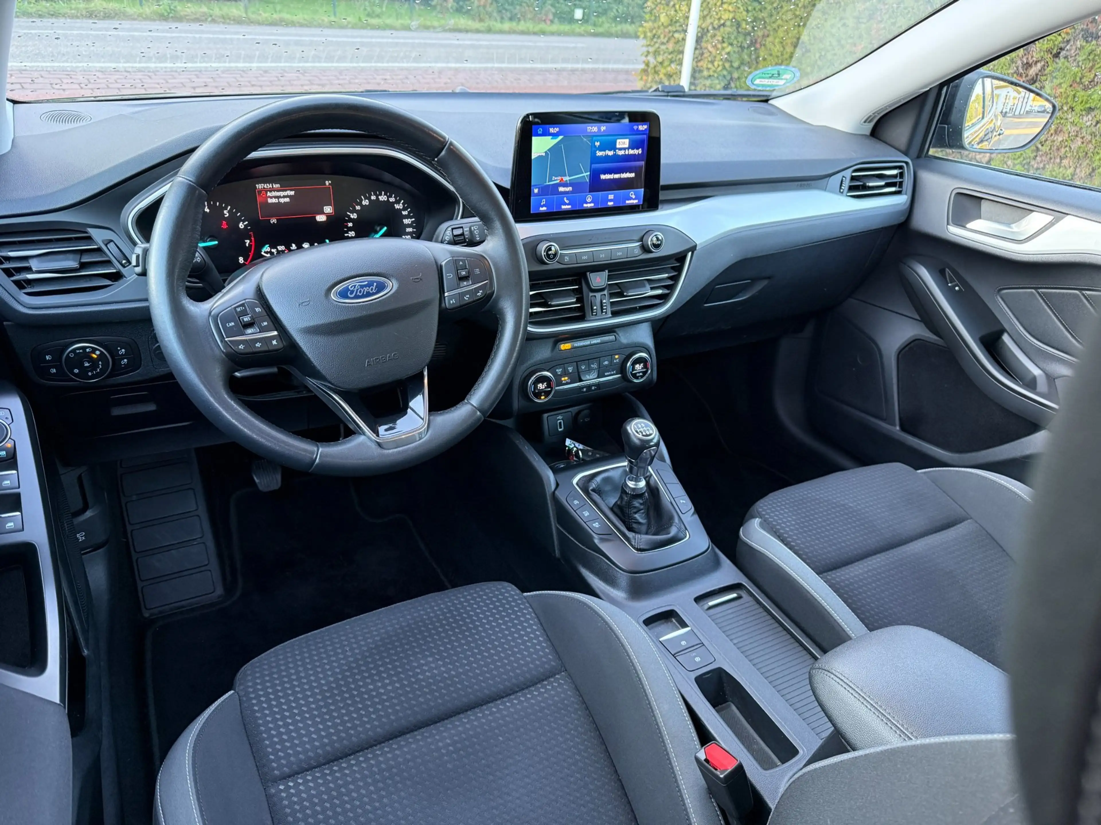 Ford Focus Wagon 1.0 T Trend Edition Business ECC NAVI APPLE — photo 3