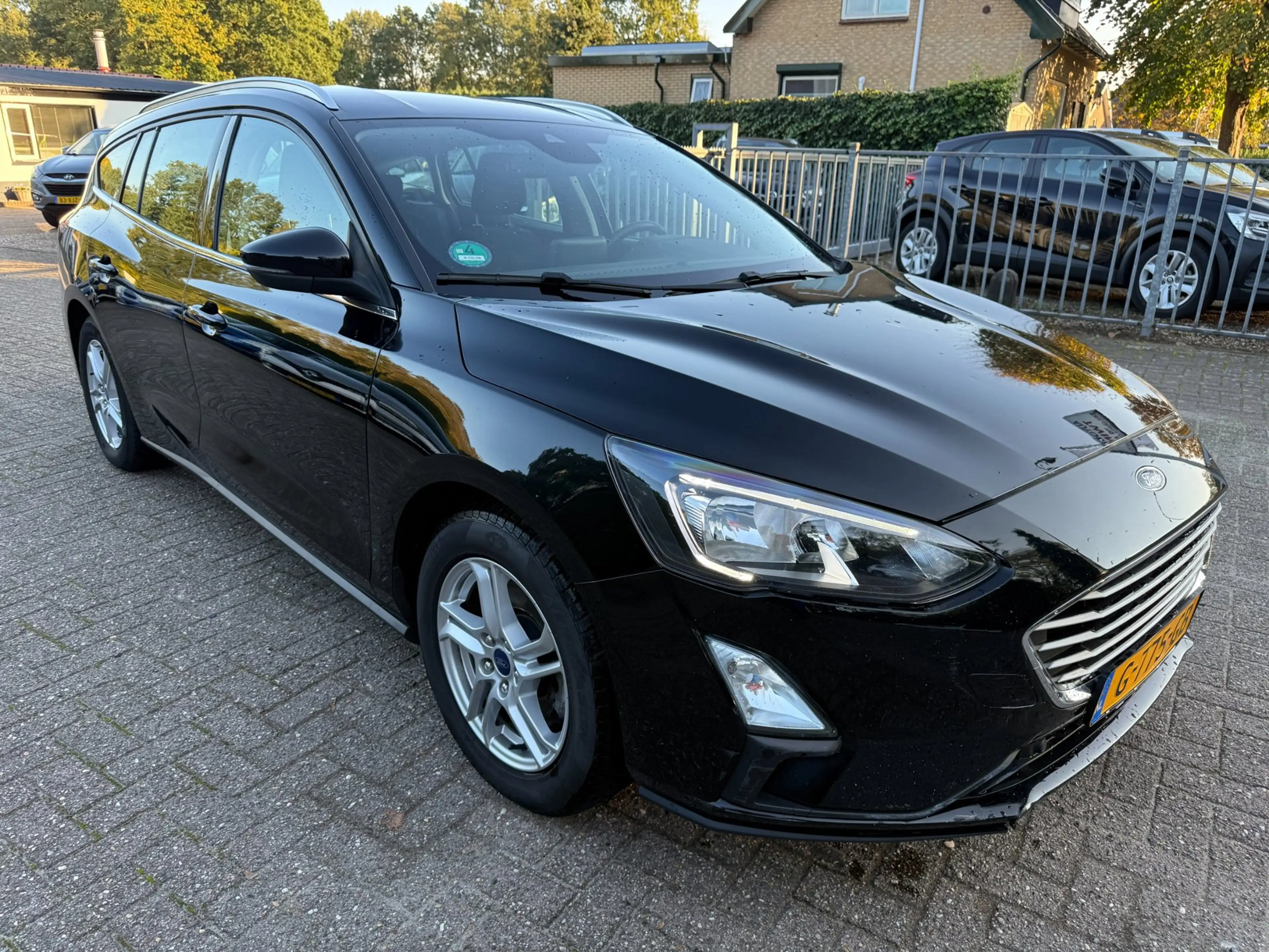 Ford Focus Wagon 1.0 T Trend Edition Business ECC NAVI APPLE — photo 2
