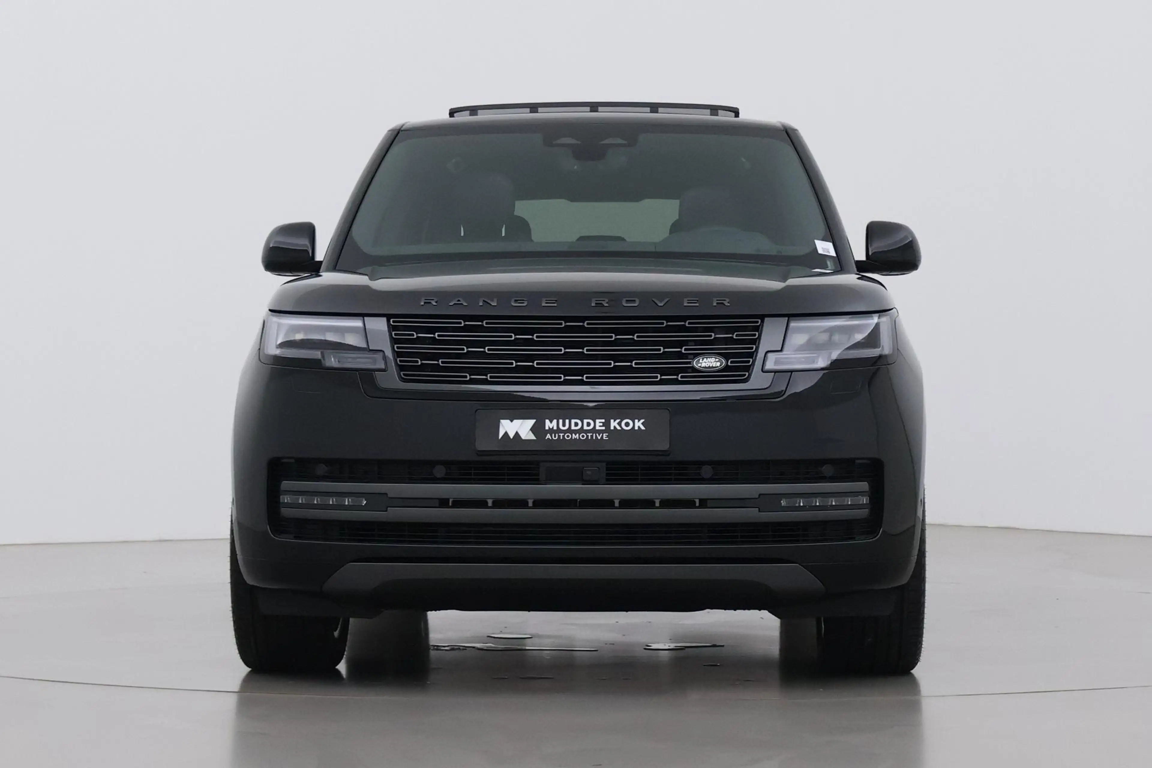 Land Rover Range Rover 3.0 P550e HSE | Meridian 3D | Shadow Exterior Pack — photo 16