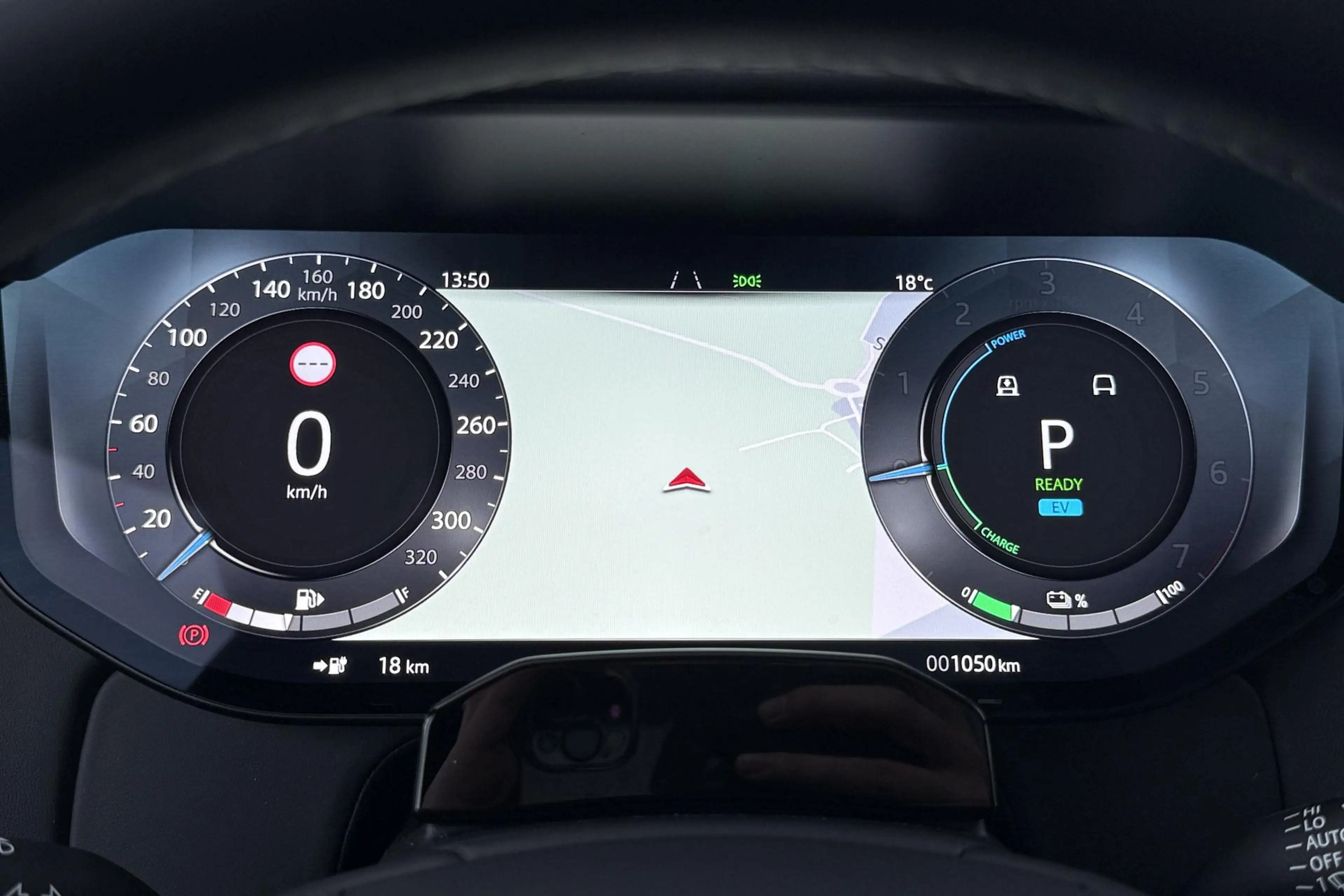 Land Rover Range Rover 3.0 P550e HSE | Meridian 3D | Shadow Exterior Pack — photo 19