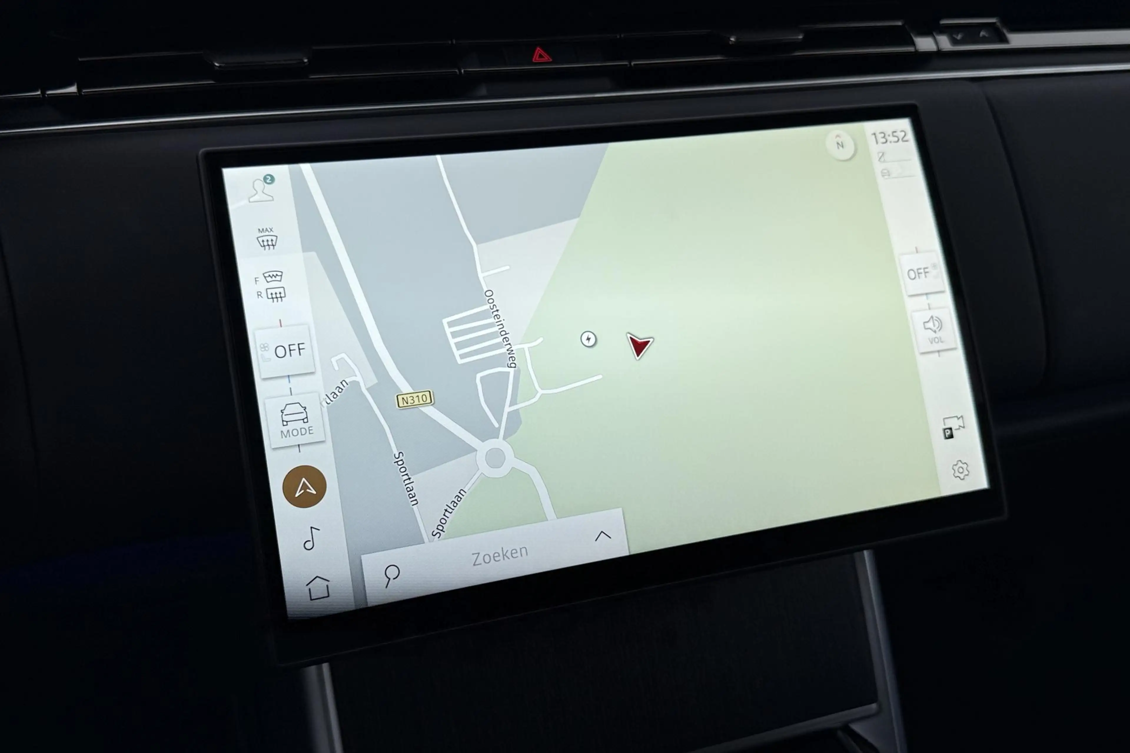 Land Rover Range Rover 3.0 P550e HSE | Meridian 3D | Shadow Exterior Pack — photo 25