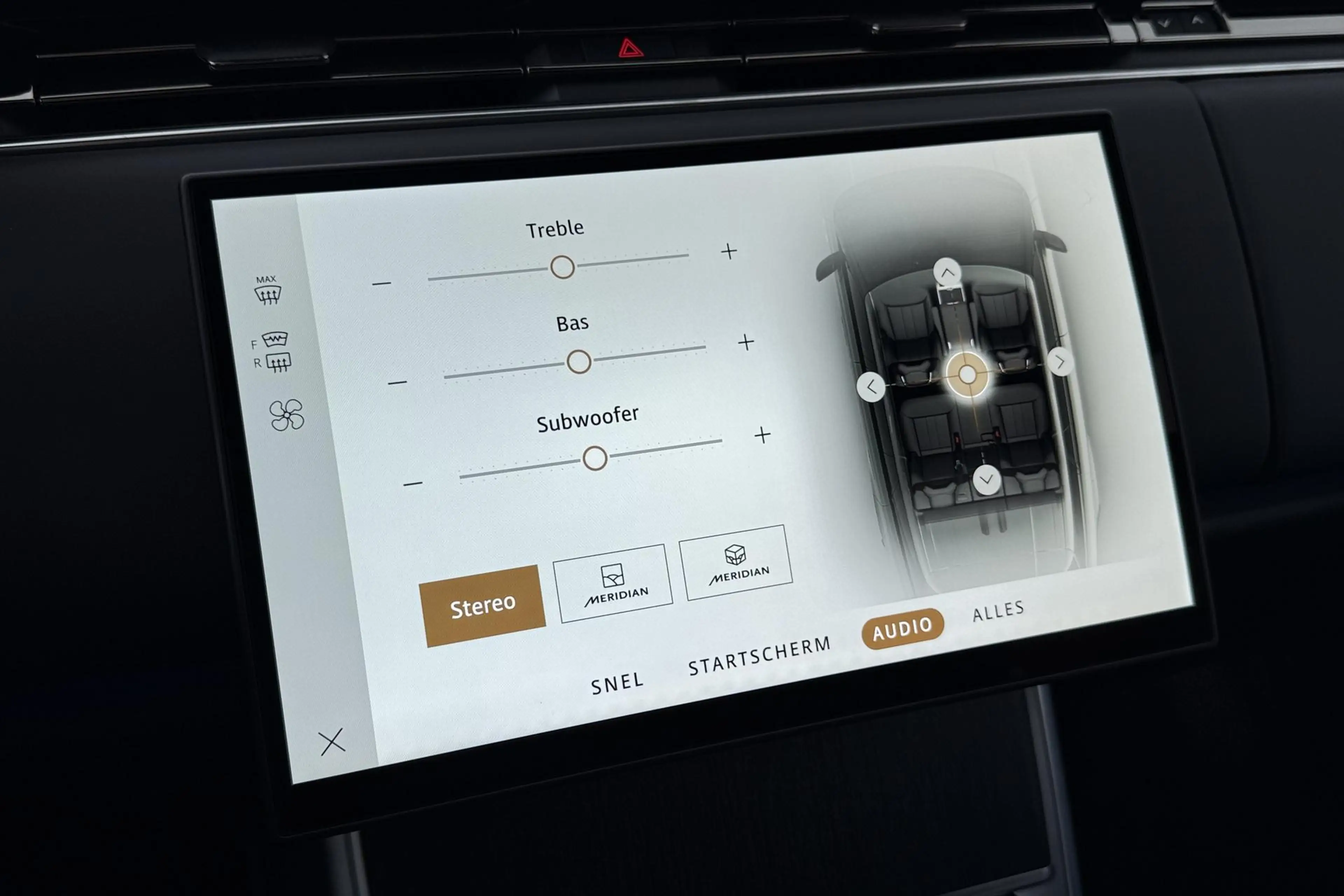 Land Rover Range Rover 3.0 P550e HSE | Meridian 3D | Shadow Exterior Pack — photo 34