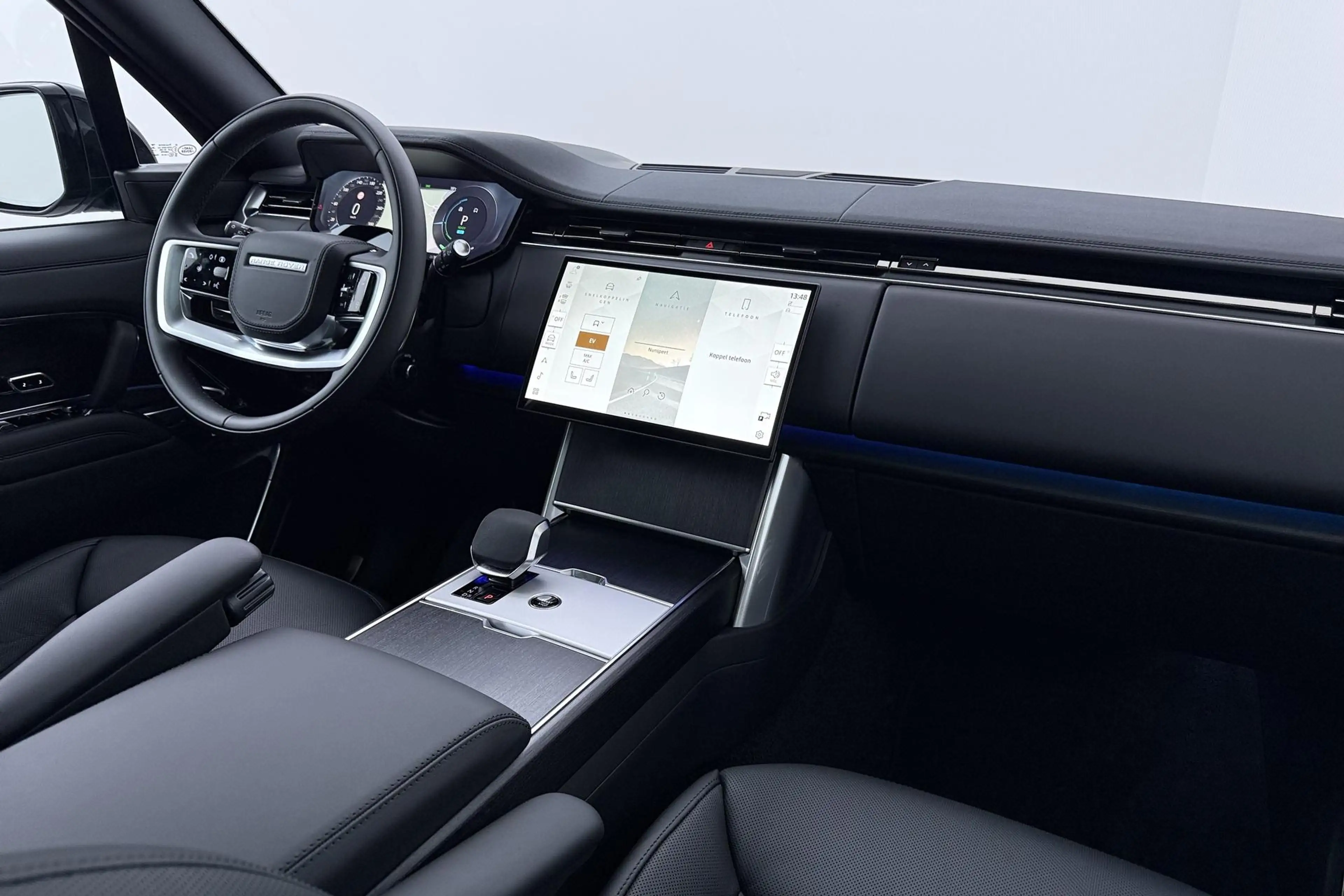 Land Rover Range Rover 3.0 P550e HSE | Meridian 3D | Shadow Exterior Pack — photo 17