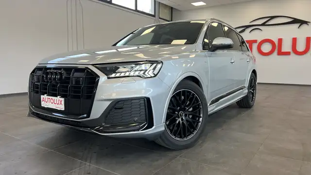 Audi Q7 Q7 II 2024 3.0 tdi S line edition quattro 286cv ti