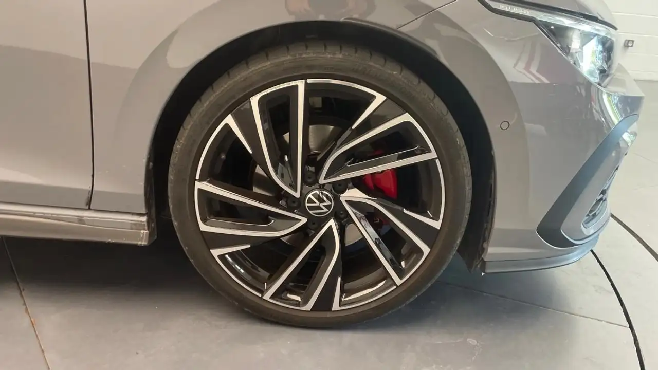 Volkswagen Golf GTD — photo 27