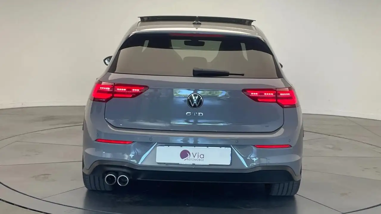 Volkswagen Golf GTD — photo 6
