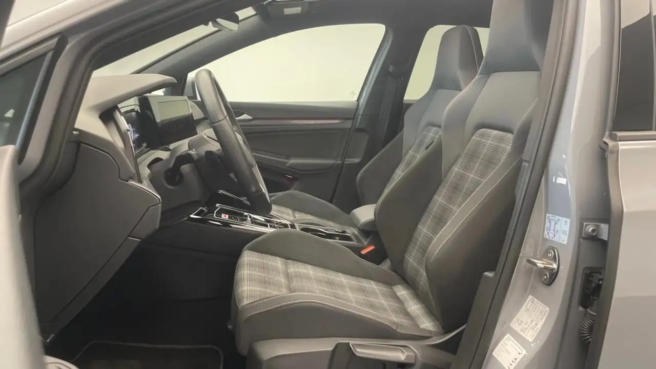 Volkswagen Golf GTD — photo 10