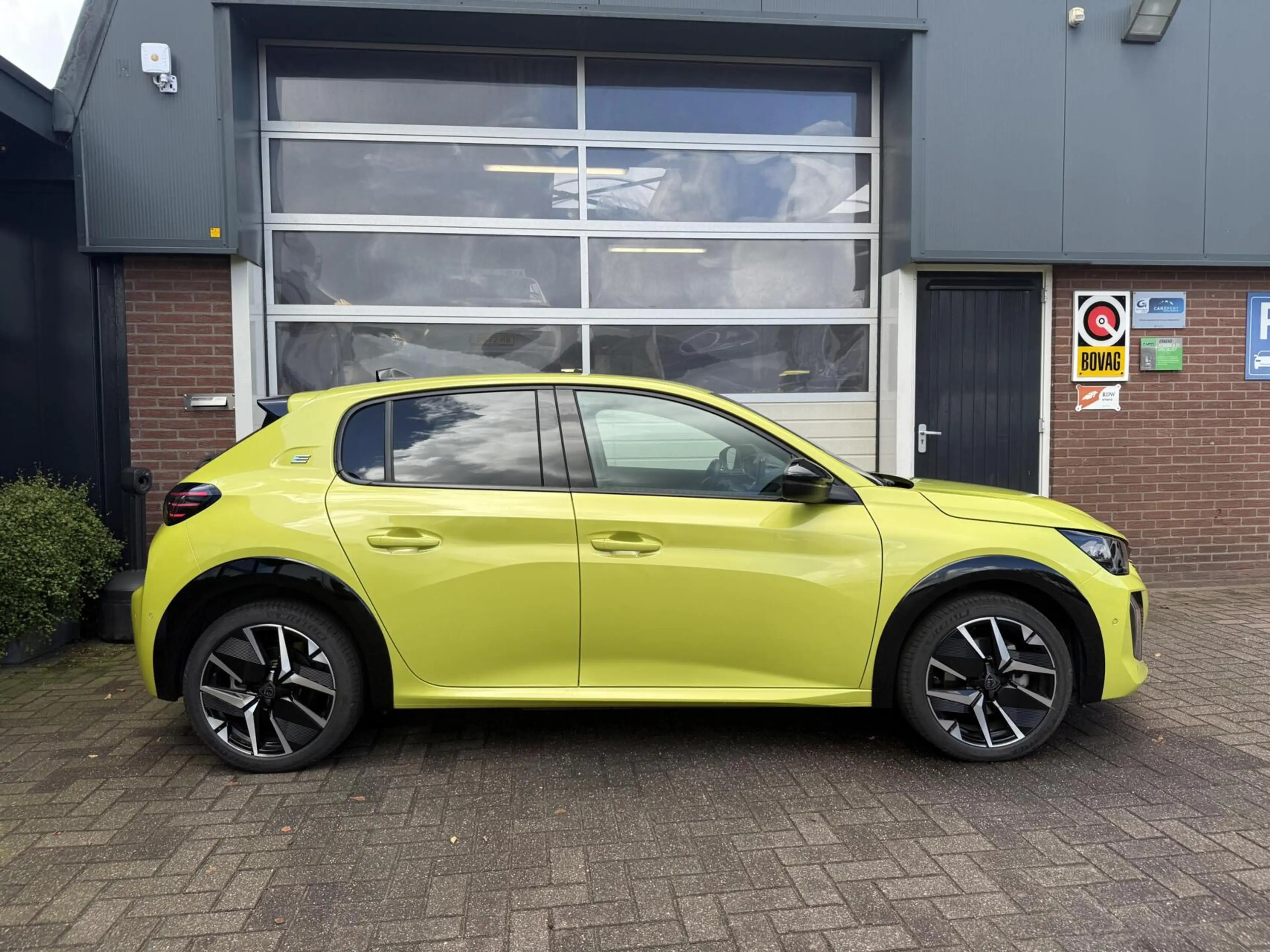 Peugeot e-208 EV GT Avantage 51 kWh SOH 96.7% ACC/WARMTEPOMP *AL — photo 5