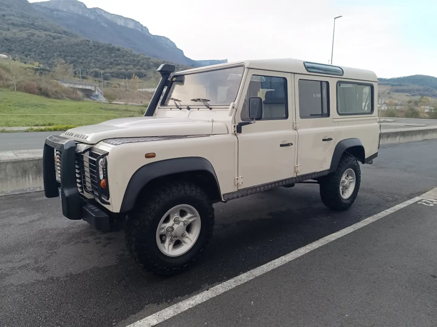 Land Rover Defender 110 SW S Bianco - 1