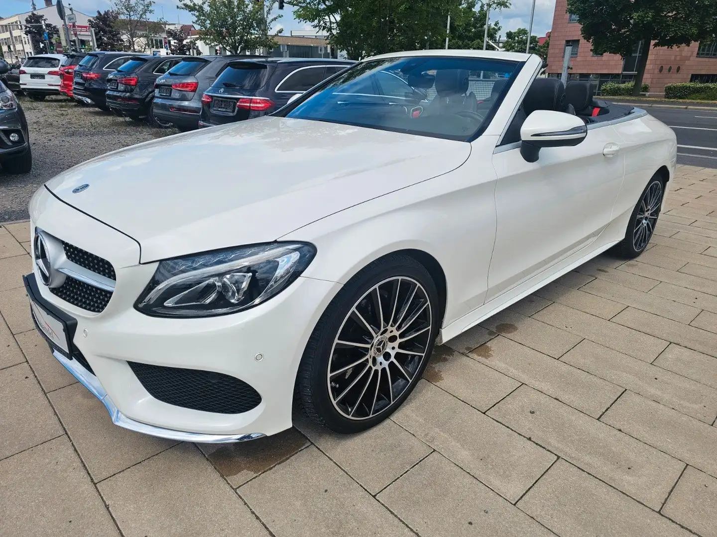 Mercedes-Benz C 180 NAVI/19"ALU/AMG-Line/Burmeister Blanc - 1