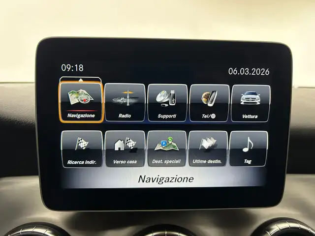 Mercedes-Benz Cla view 14
