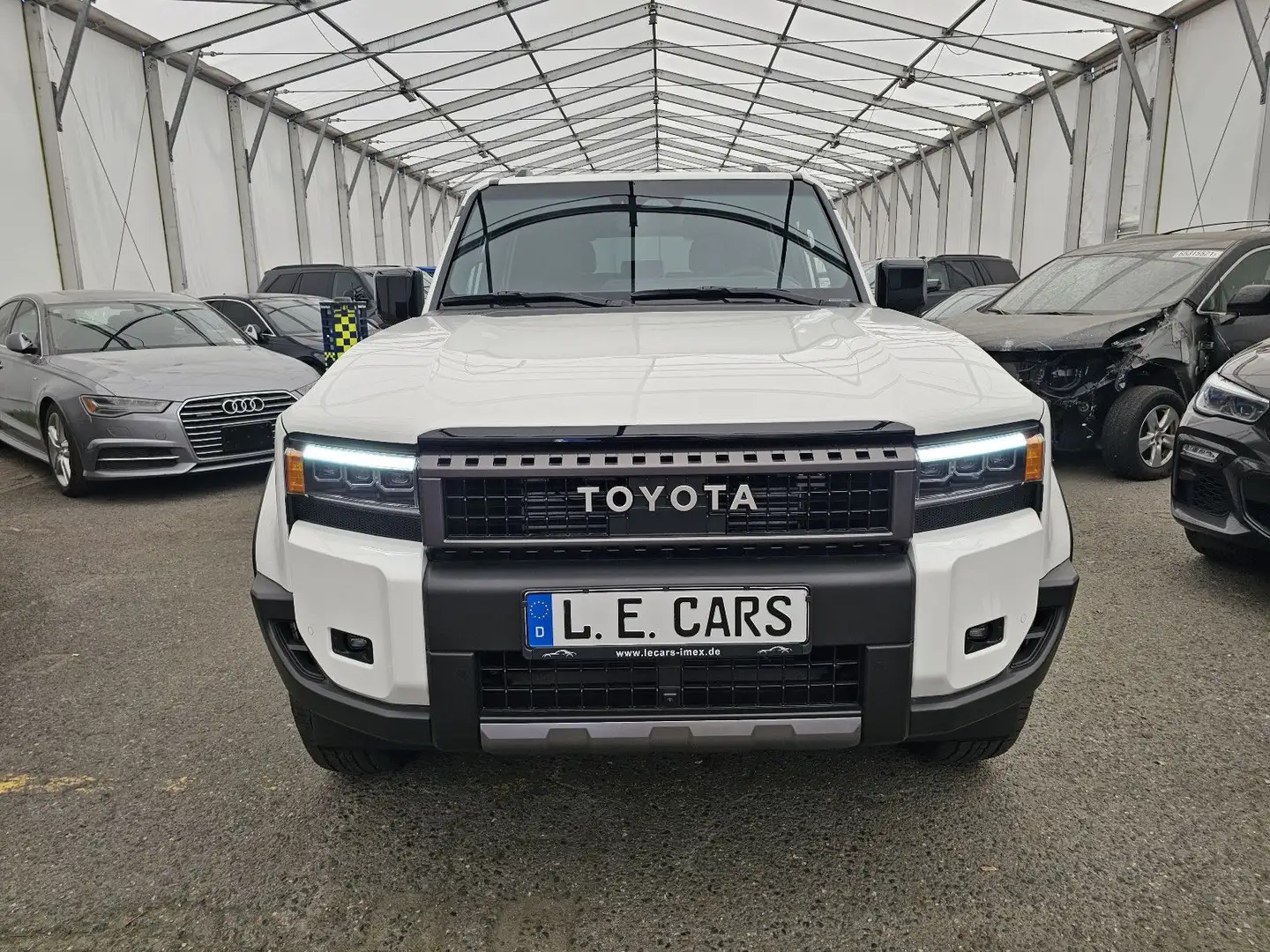 Toyota Land Cruiser Premium Hybrid T1 72.000EUR! Stock! Weiß - 2