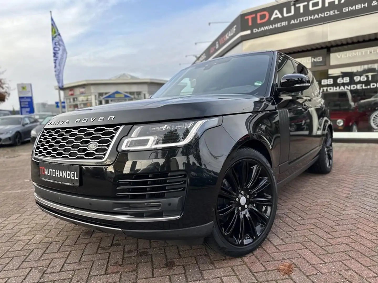Land Rover Range Rover Vogue 4.4 SDV8 Pano AHK Meridian Negro - 1