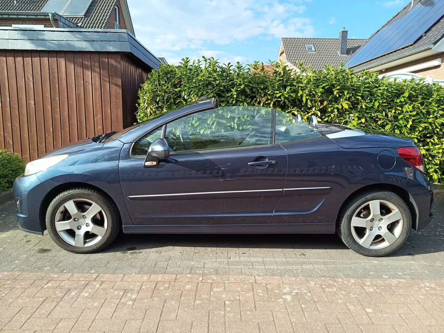 Peugeot 207 207 CC Cabriolet 120 PS Blue - 1