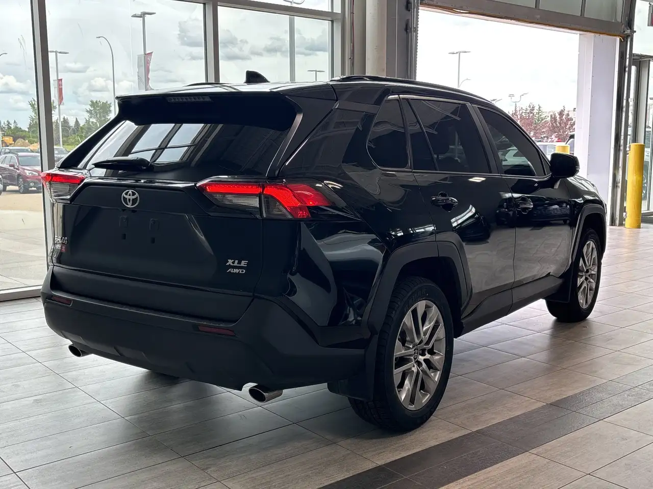 Toyota RAV 4 photo Toyota RAV 4