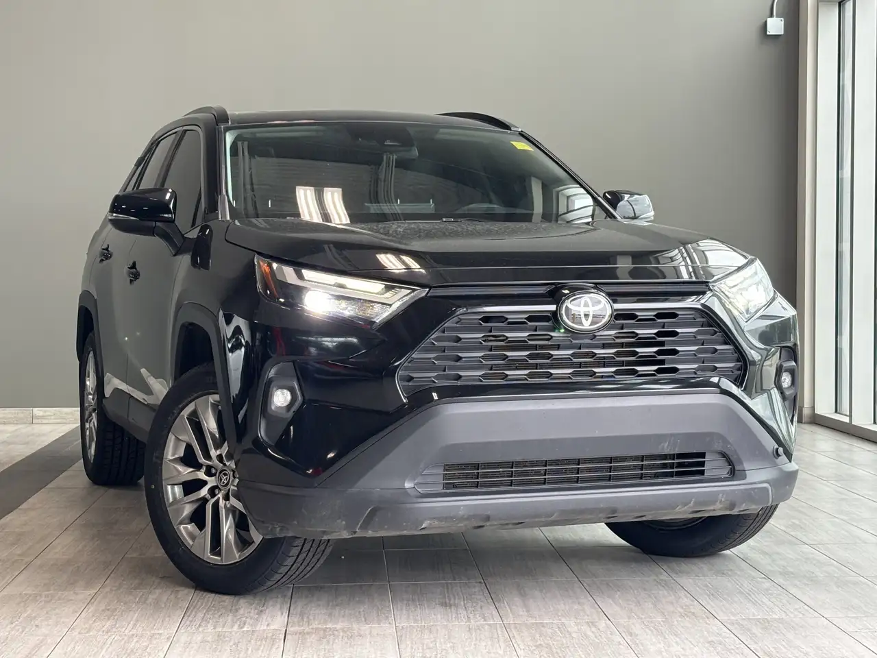 Toyota RAV 4 photo Toyota RAV 4
