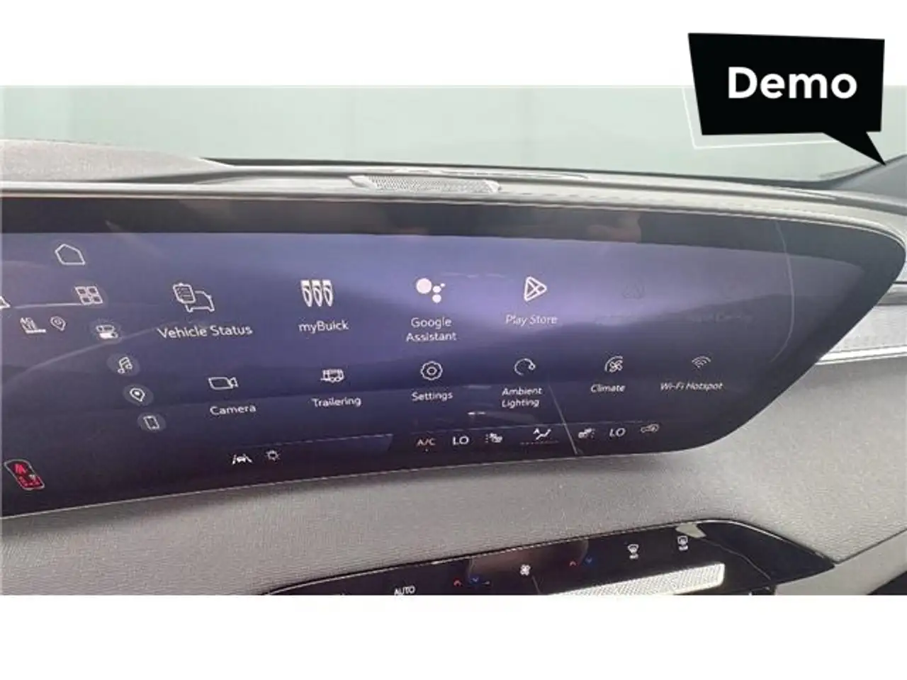 Buick Enclave снимка Buick Enclave