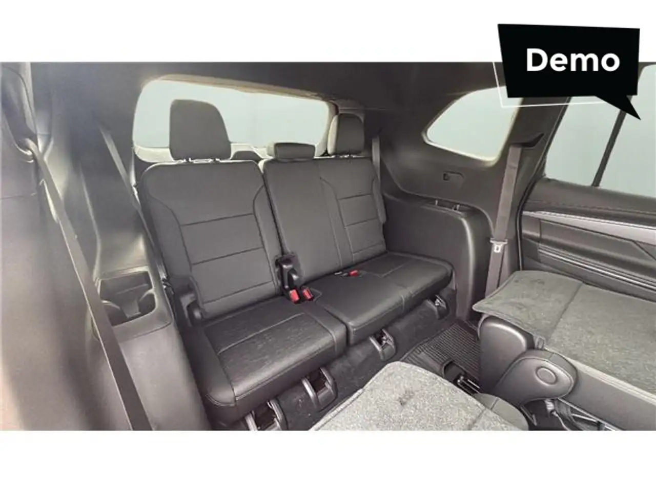 Buick Enclave снимка Buick Enclave