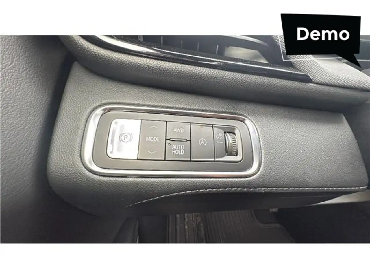 Buick Enclave снимка Buick Enclave