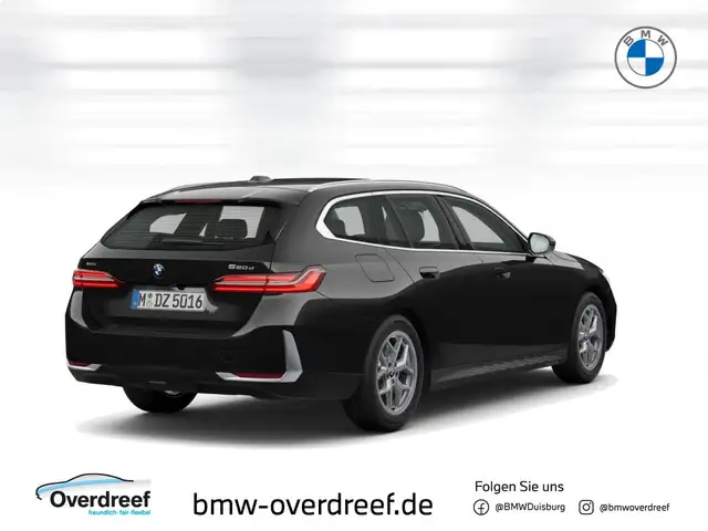 BMW 5 Series view 3