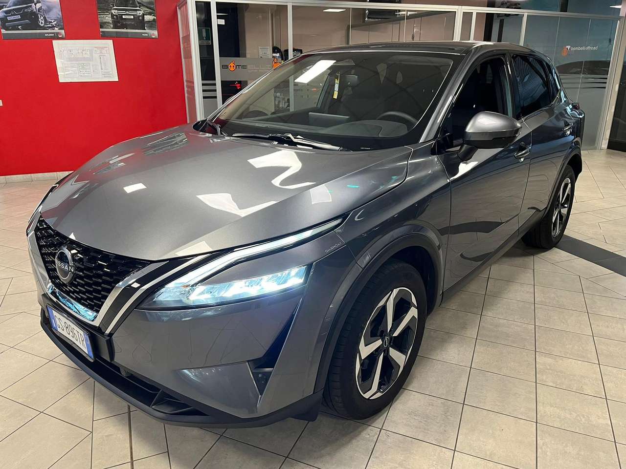 Nissan Qashqai 1.3 mhev N-Connecta xtronic A SOLO 23990€