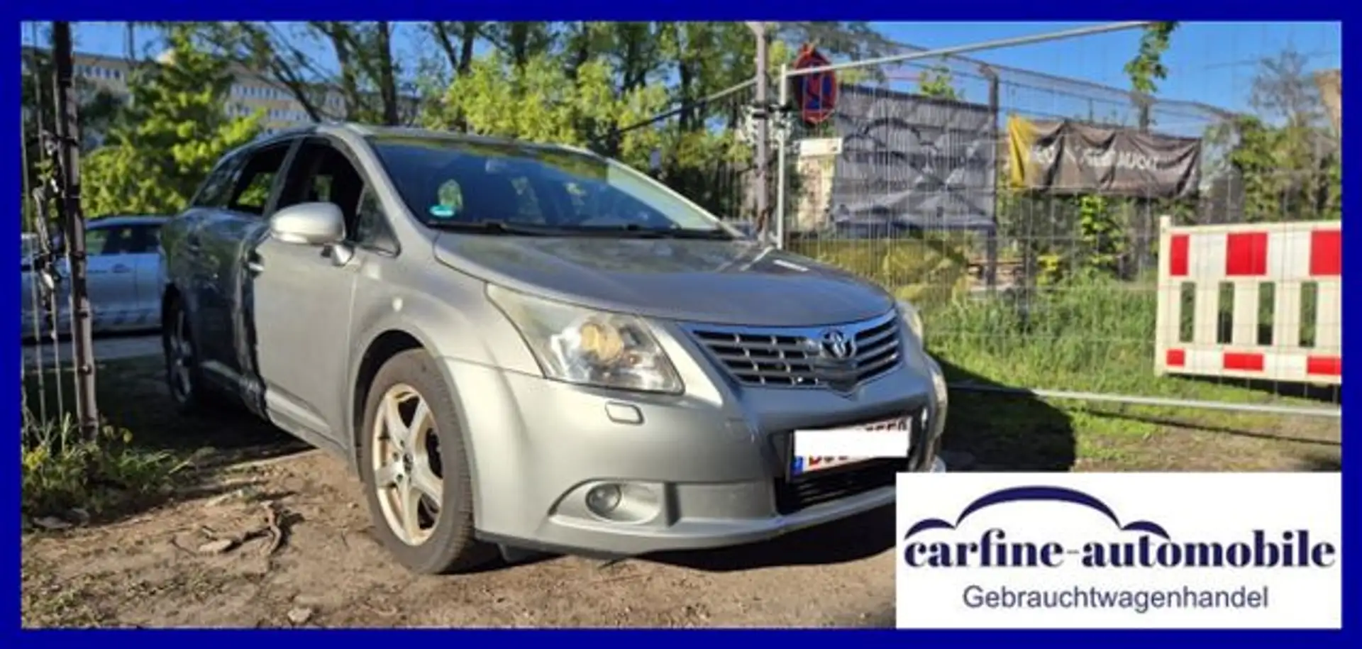 Toyota Avensis Kombi 2.2 Diesel Navi Xenon PDC Alu Silber - 1