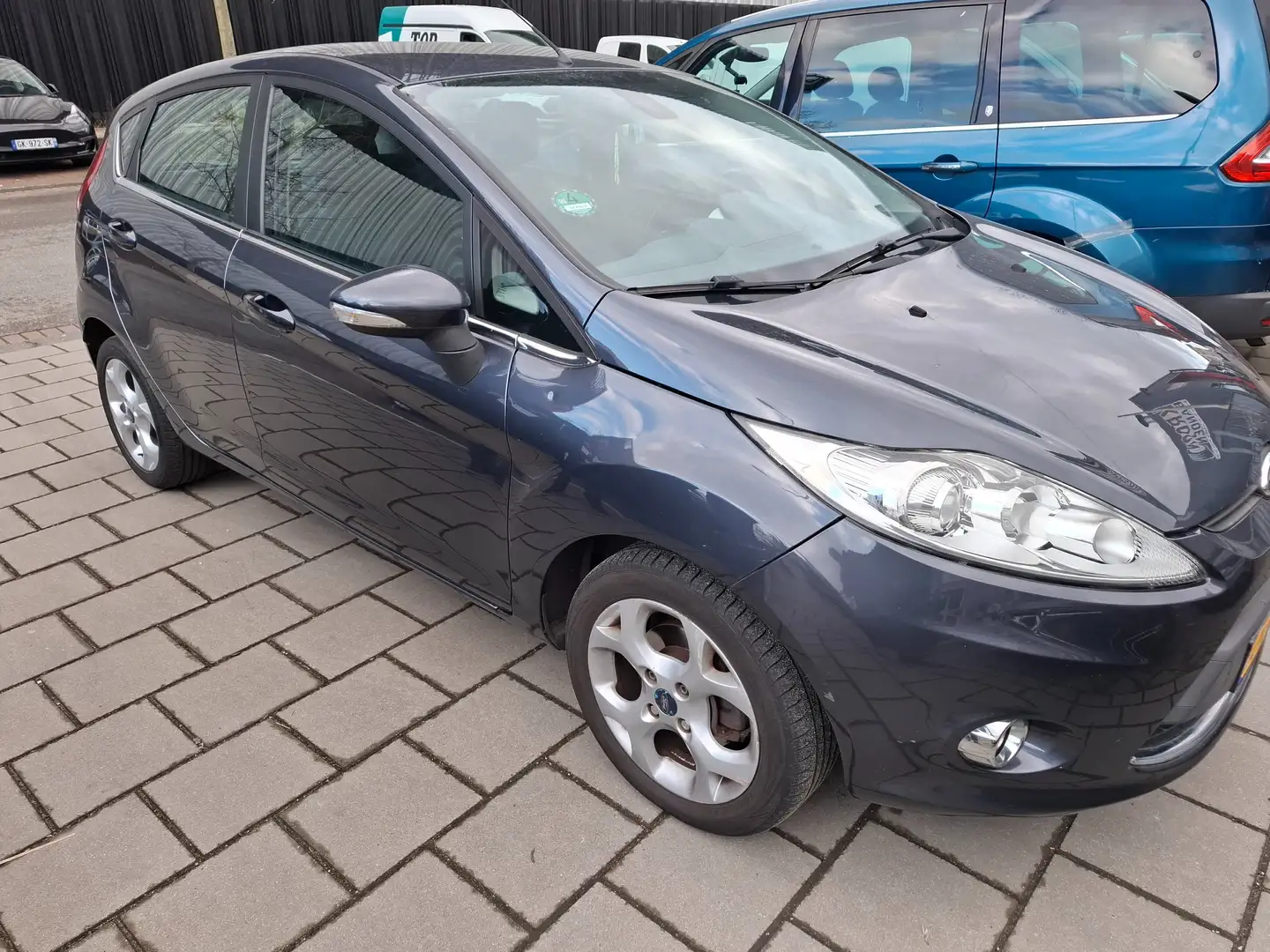 Ford Fiesta Fiesta 1.4 Titanium Blauw - 2