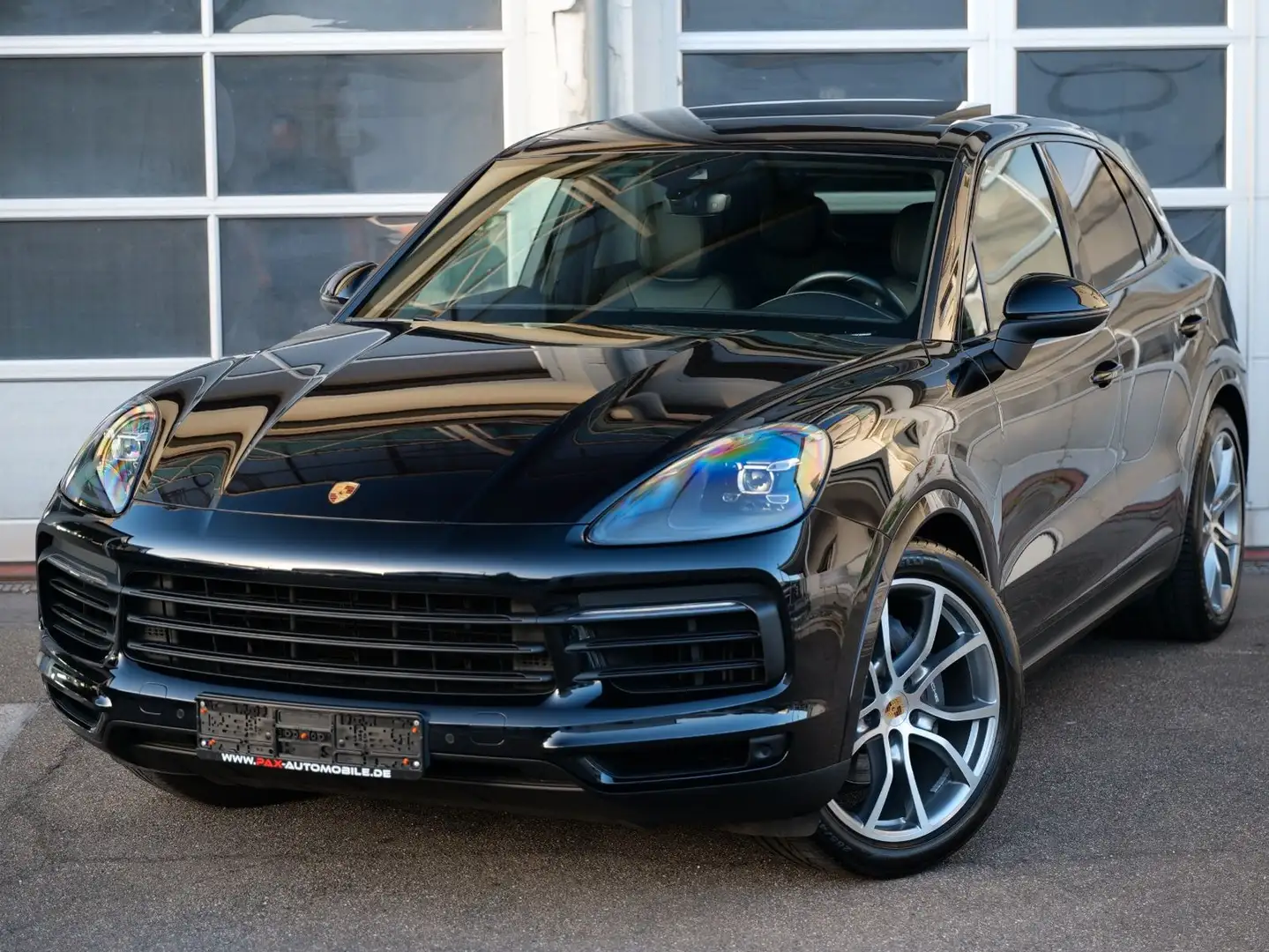 Porsche Cayenne PANO+LUFT+21" EXCLUSIVE+CAM+MEMORY+1.HD Schwarz - 1