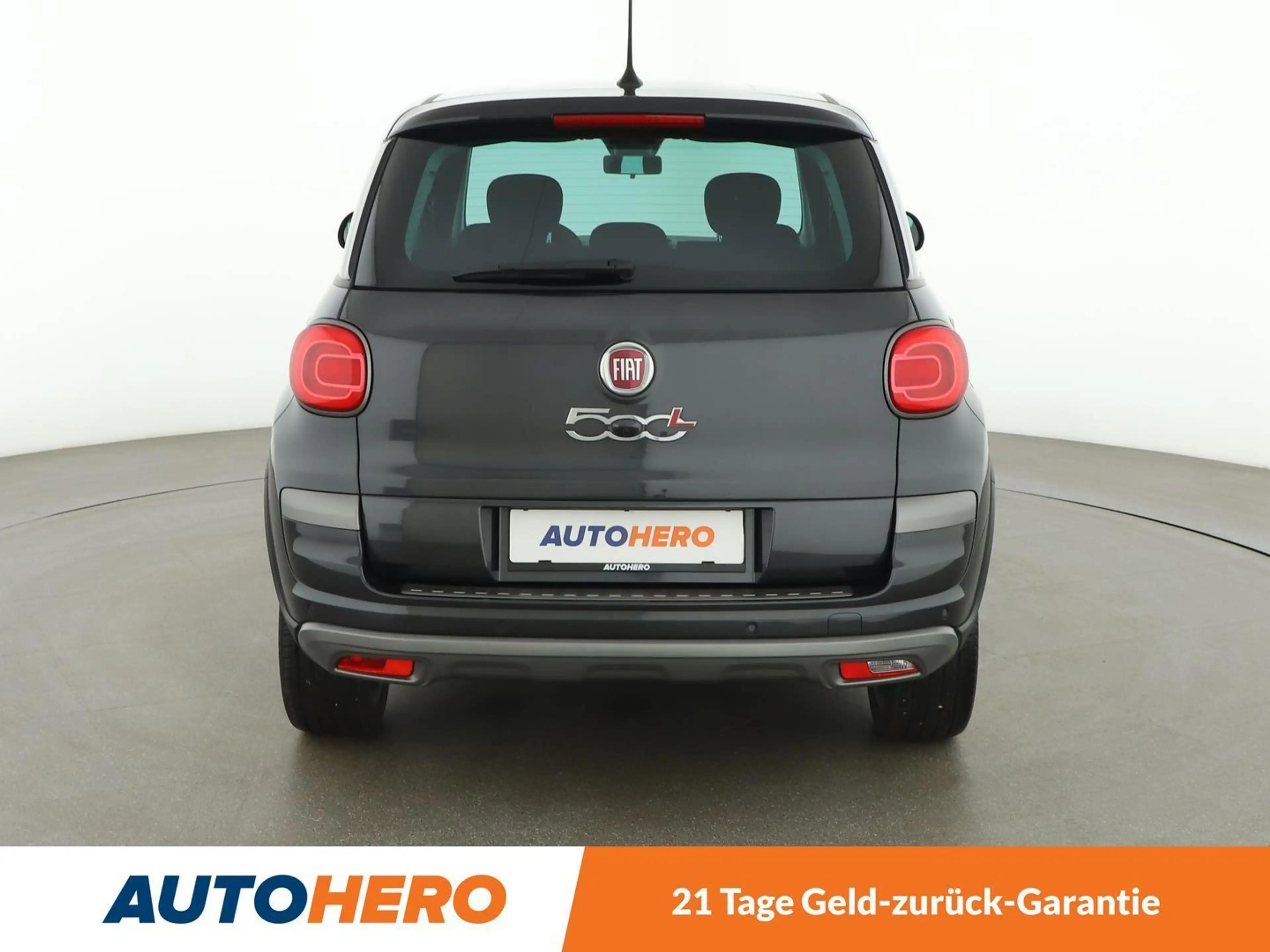 Fiat 500L 1.6 JTDM Cross *TEMPO*CAM*NAVI*BT* — photo 5