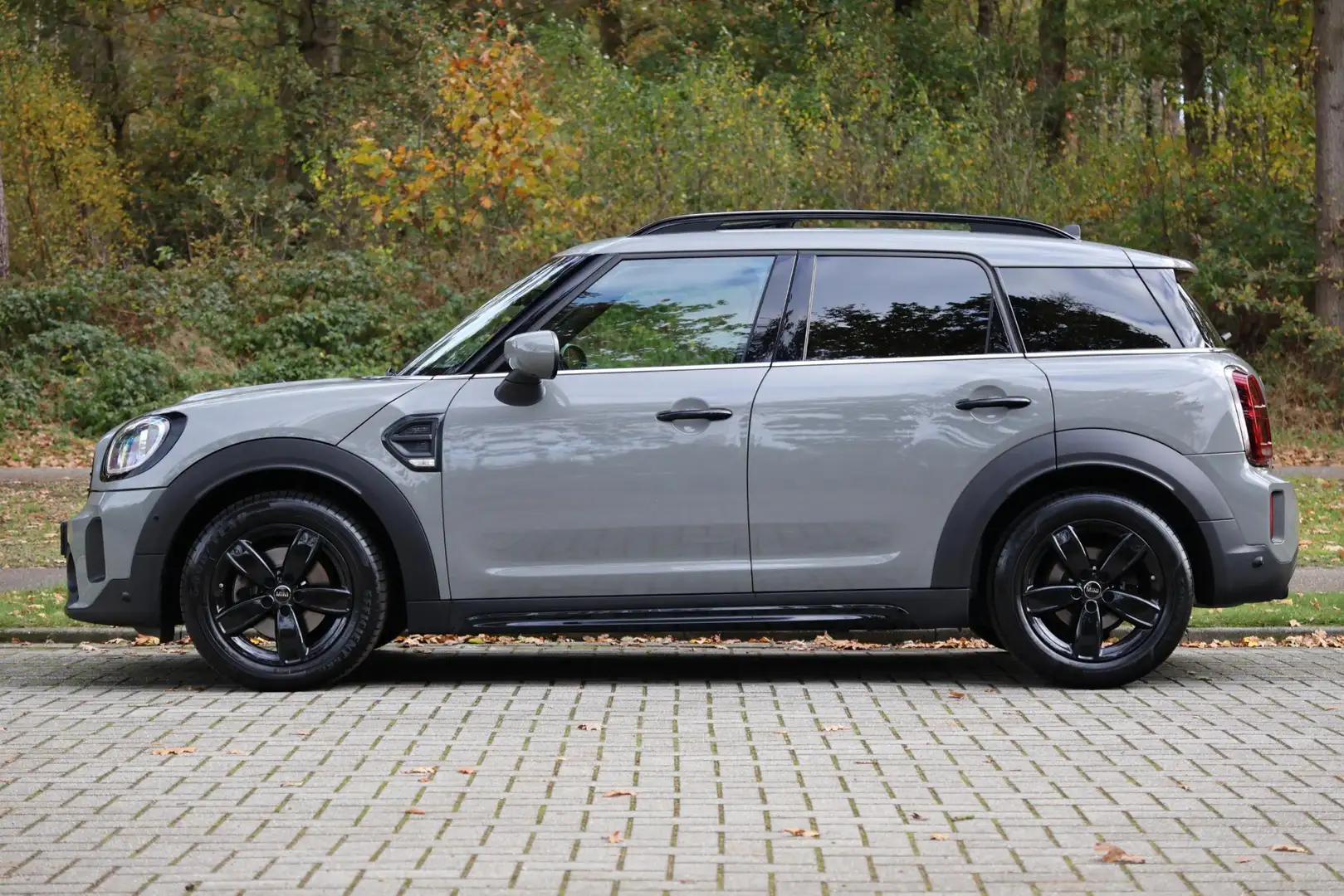 MINI Cooper Countryman Mini 1.5 MINI Yours Pano | HUD | Leder | Harman Ka Grijs - 2