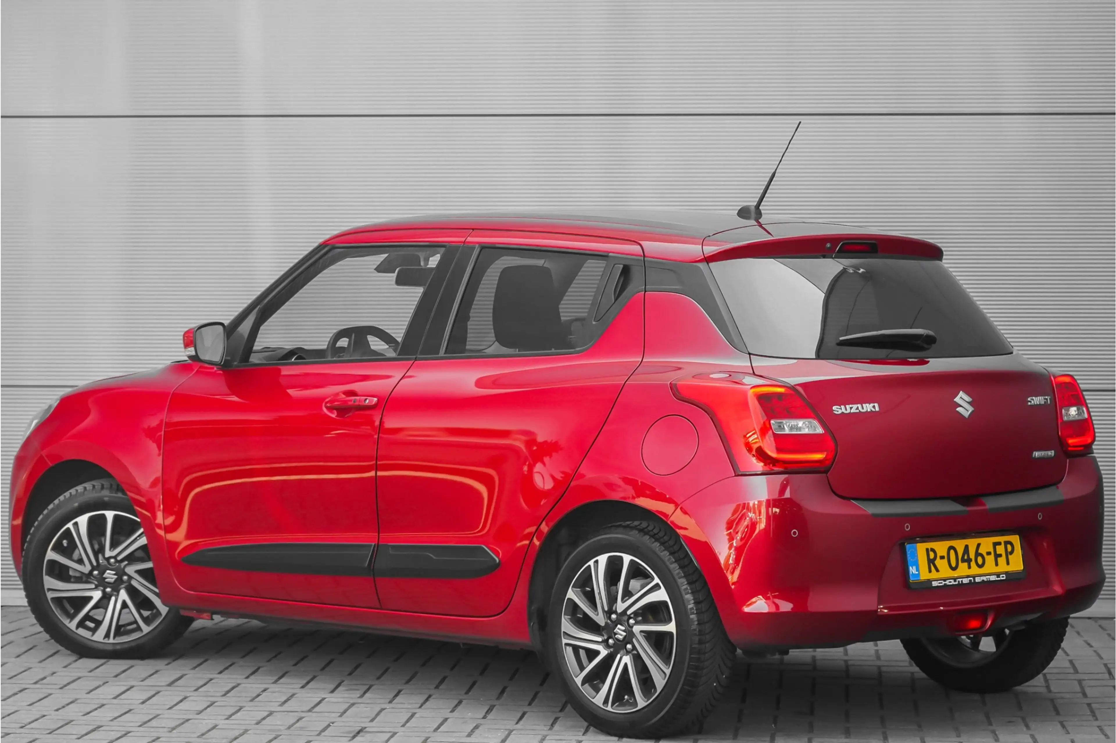 Suzuki Swift 1.2 Style Smart Hybrid ACC Stoelverw 16" Lichtmeta — photo 12