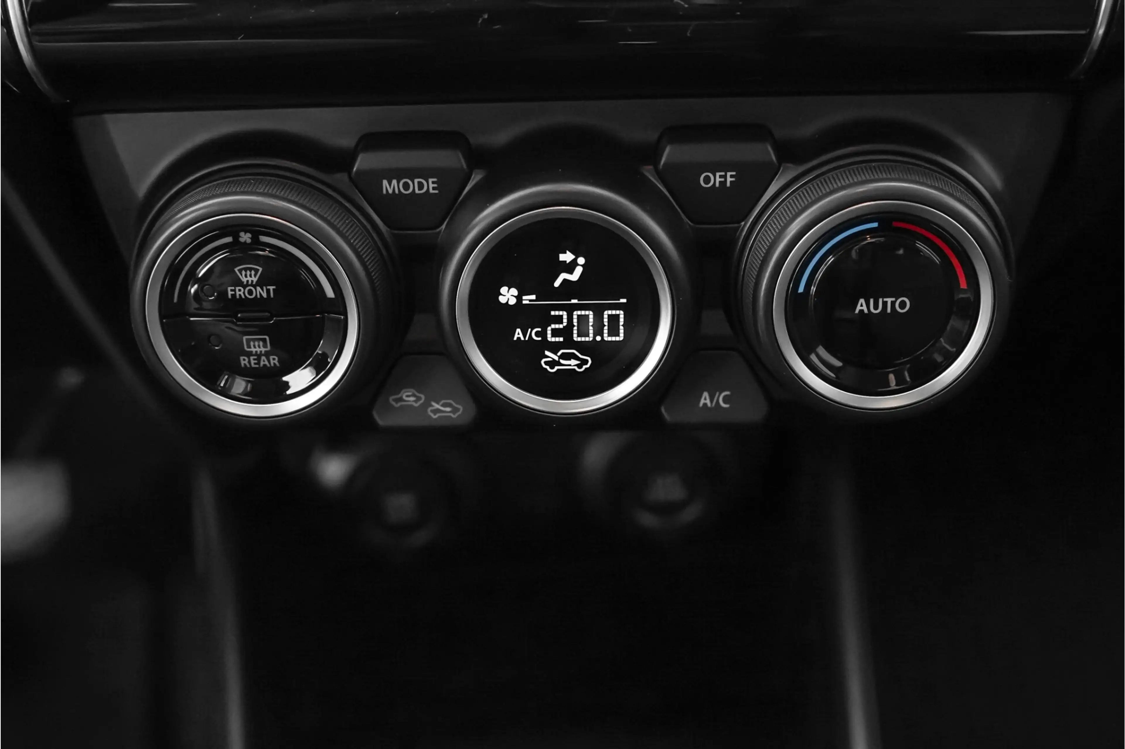 Suzuki Swift 1.2 Style Smart Hybrid ACC Stoelverw 16" Lichtmeta — photo 26