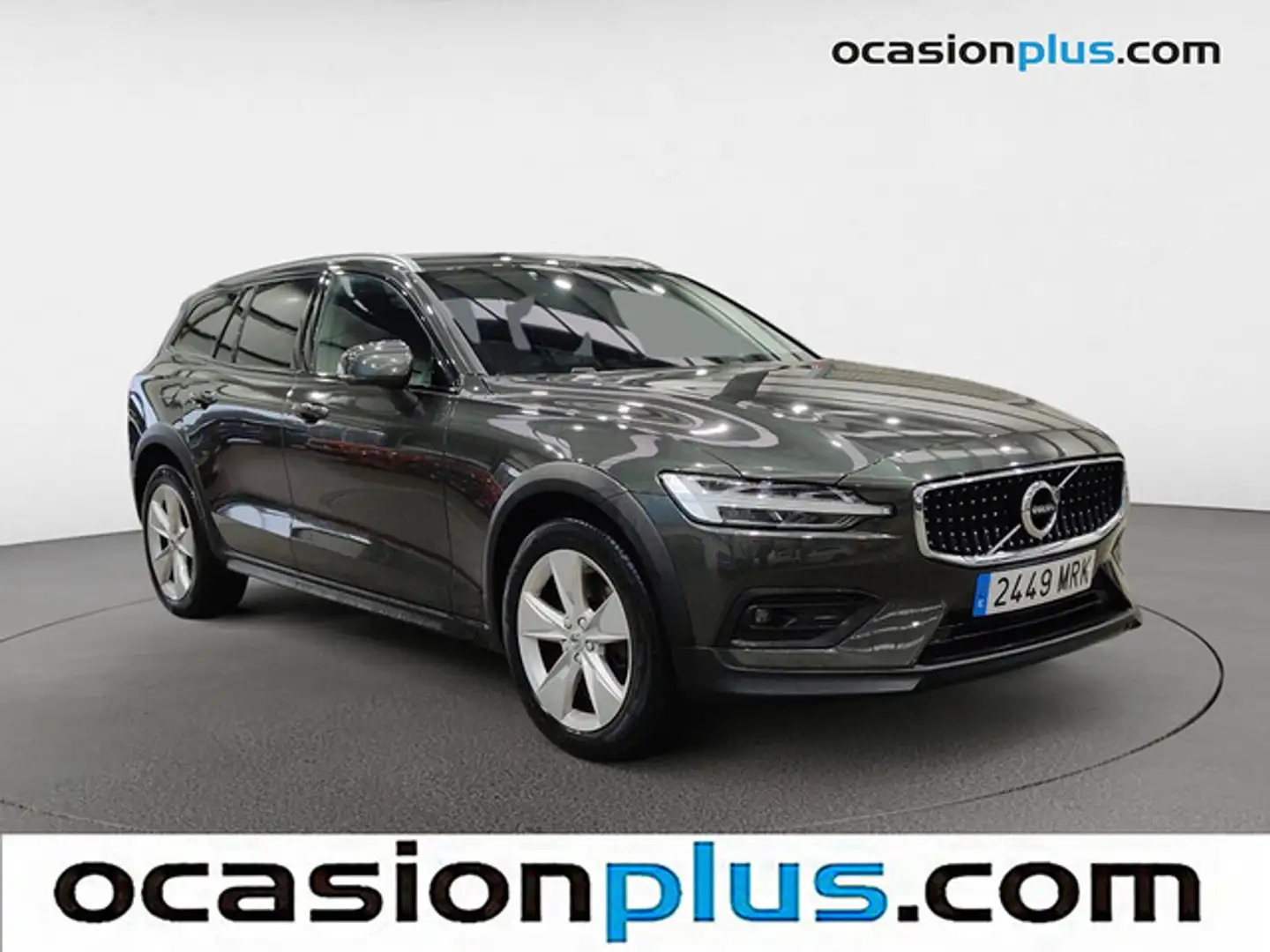 Volvo V60 Cross Country B4 Pro AWD Aut. Šedá - 2