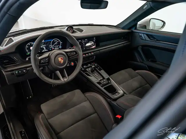 Porsche 911 Carrera 4 GTS*PASM-SPORTFAHWERK*ABGASANL.*PTV* Ansicht 6