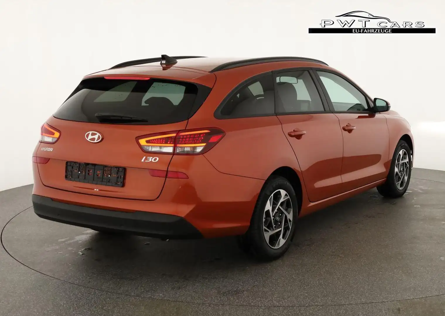 Hyundai i30 Kombi 1.5i Family, Navi, LED, Kamera, sofort 71... Oranžová - 2
