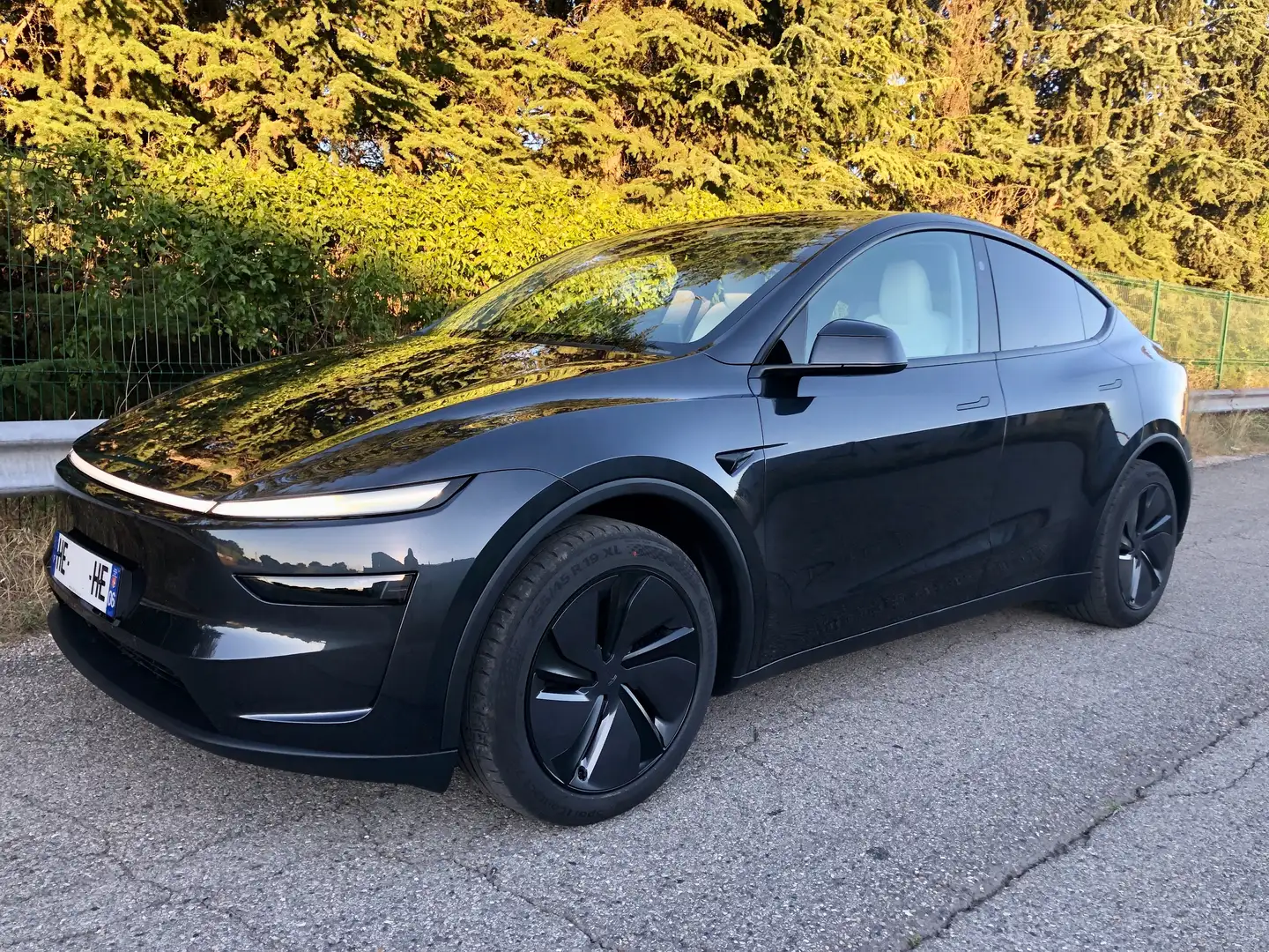Tesla Model Y MODEL Y LONG RANGE NEW MODEL JUNIPER TVA RECUP Gris - 1