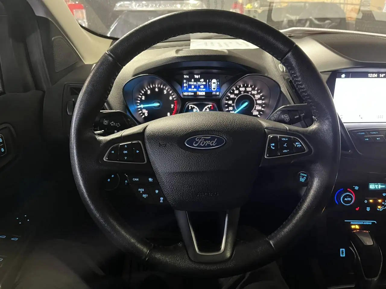 Ford Escape снимка Ford Escape