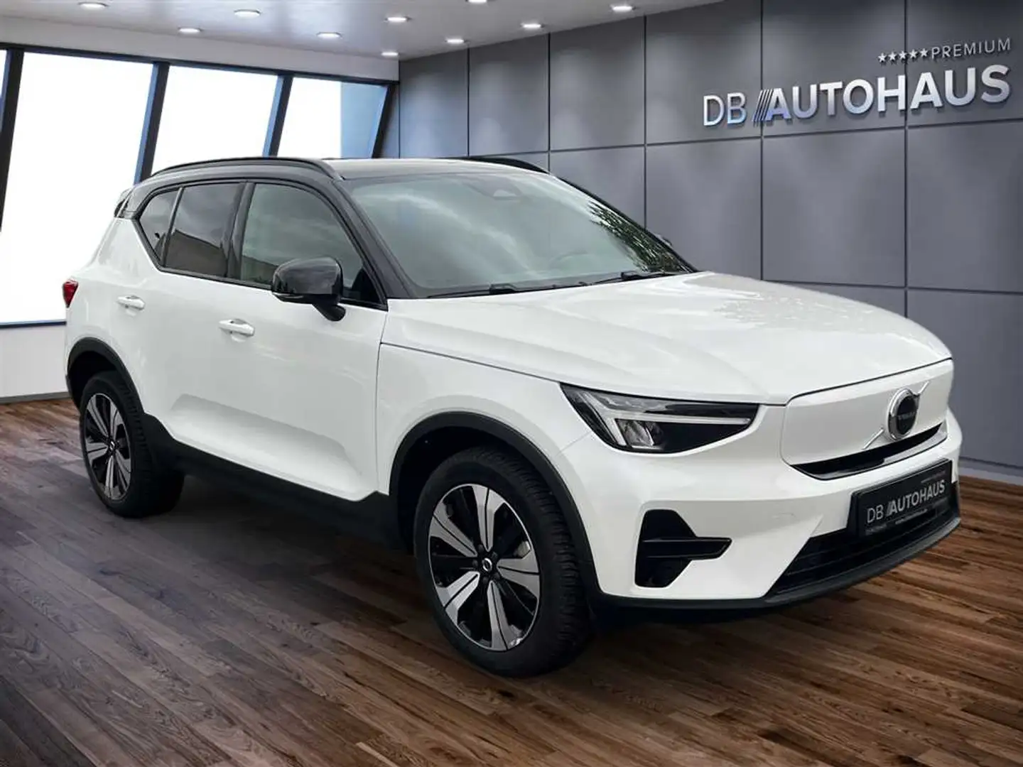 Volvo XC40 XC 40 Recharge Single Core BEV DCT Blanc - 2