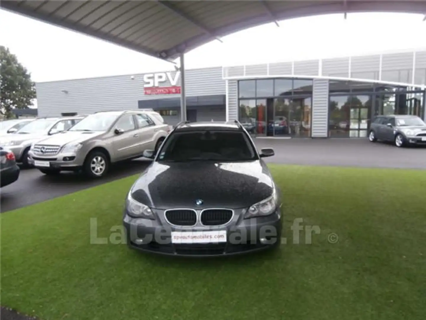 BMW 530 (E61) TOURING D DPF LUXE Gris - 1